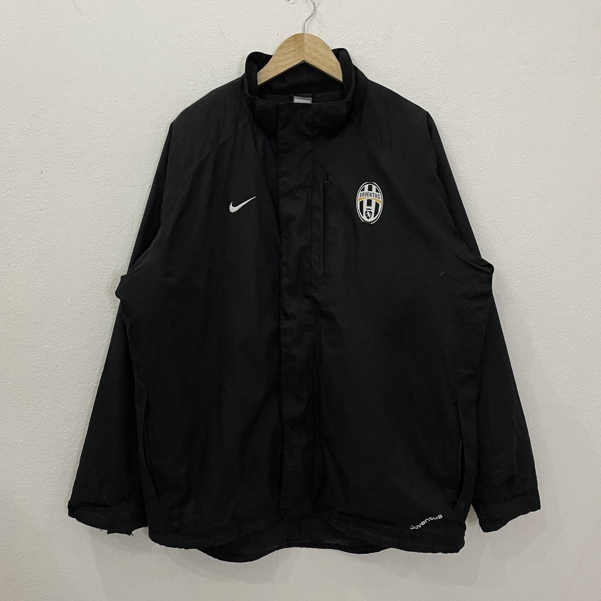 Nike Vintage Nike Juventus Zipper Ups Jacket Size US XL / EU 56 / 4 - 1 Thumbnail