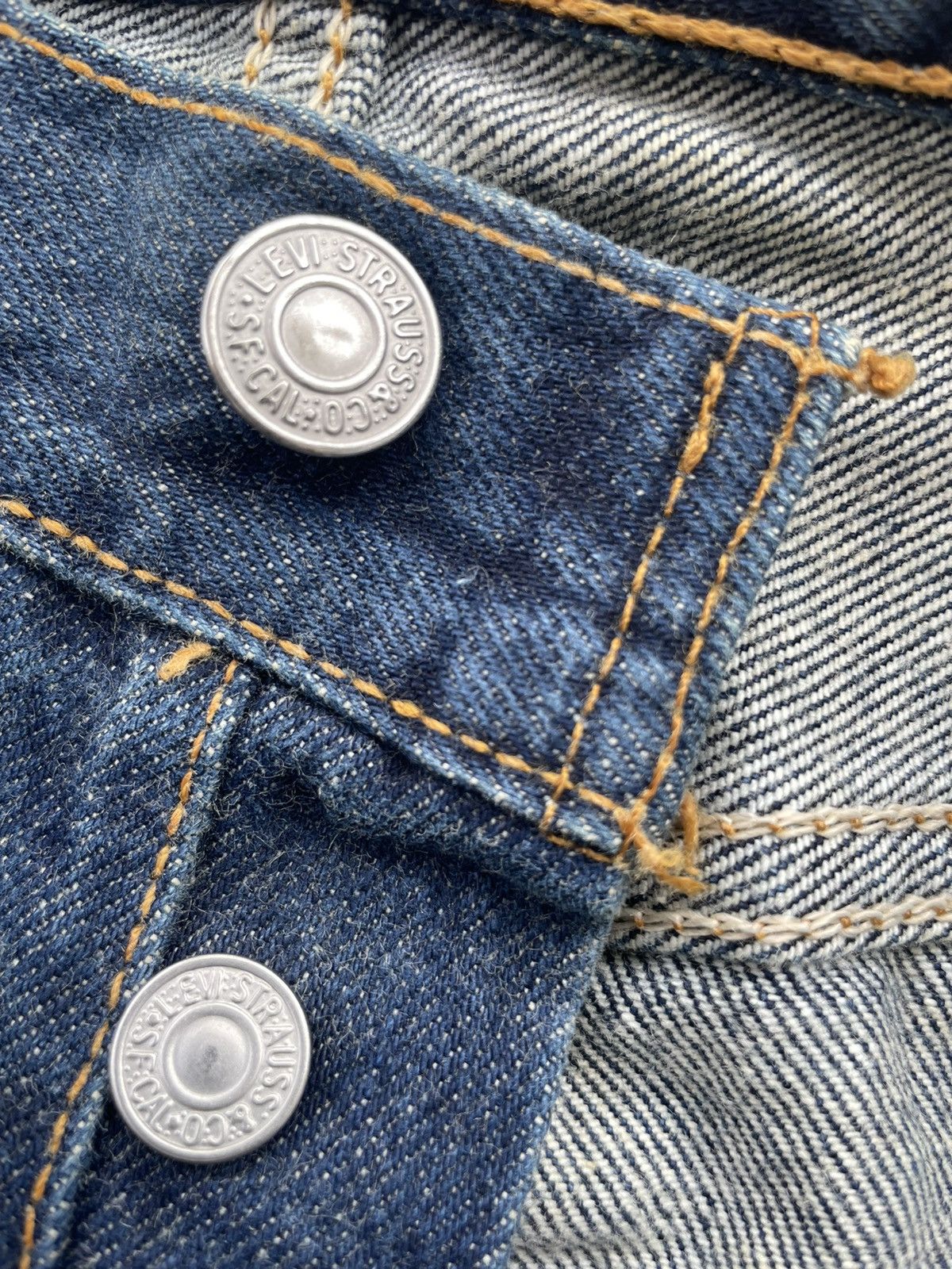 Levi's Vintage Levi’s 501 2000 Canada Size US 31 - 16 Thumbnail