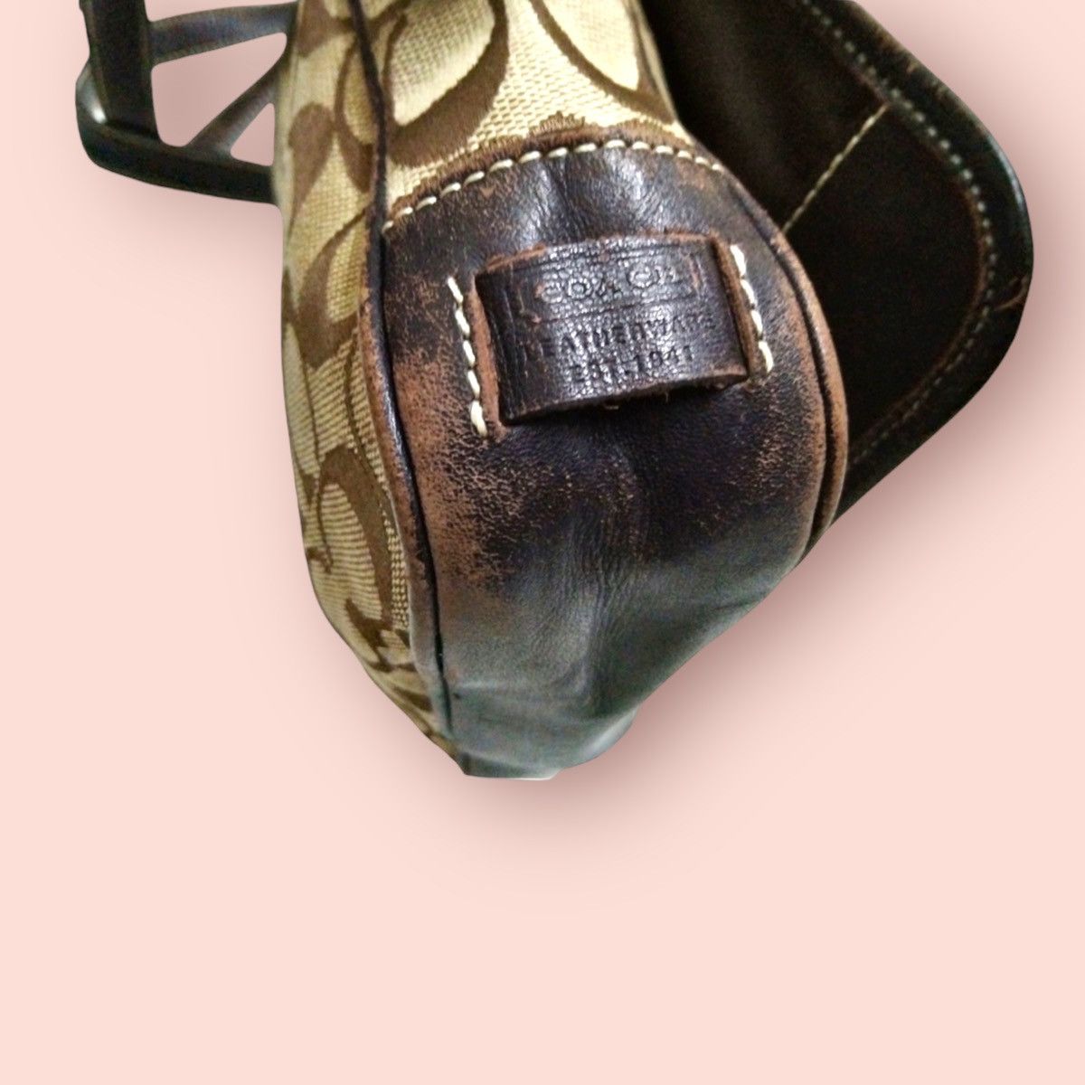 Coach × Designer × Vintage COACH VINTAGE MONOGRAM CROSSBODY SLING Size ONE SIZE - 14 Thumbnail