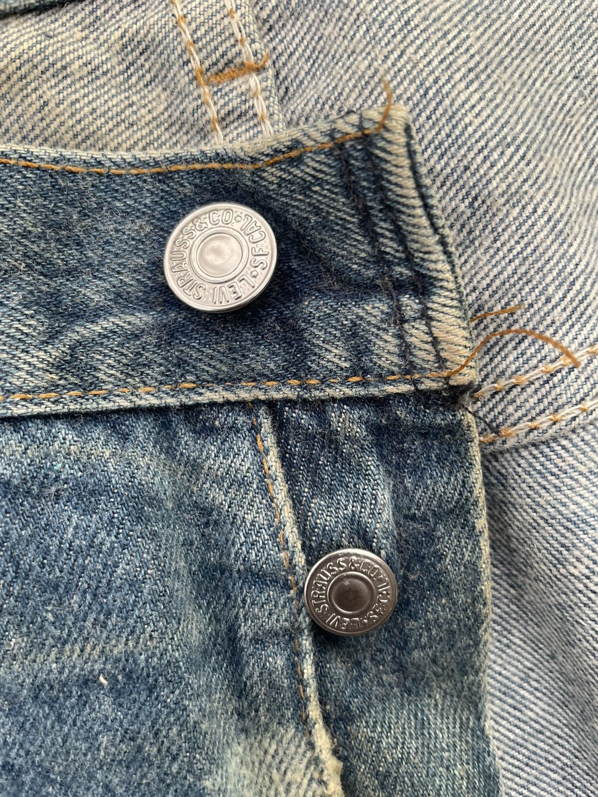 Levi's Vintage Levi’s 501XX 1992 Usa Aging Wash Denim Size US 36 / EU 52 - 17 Thumbnail