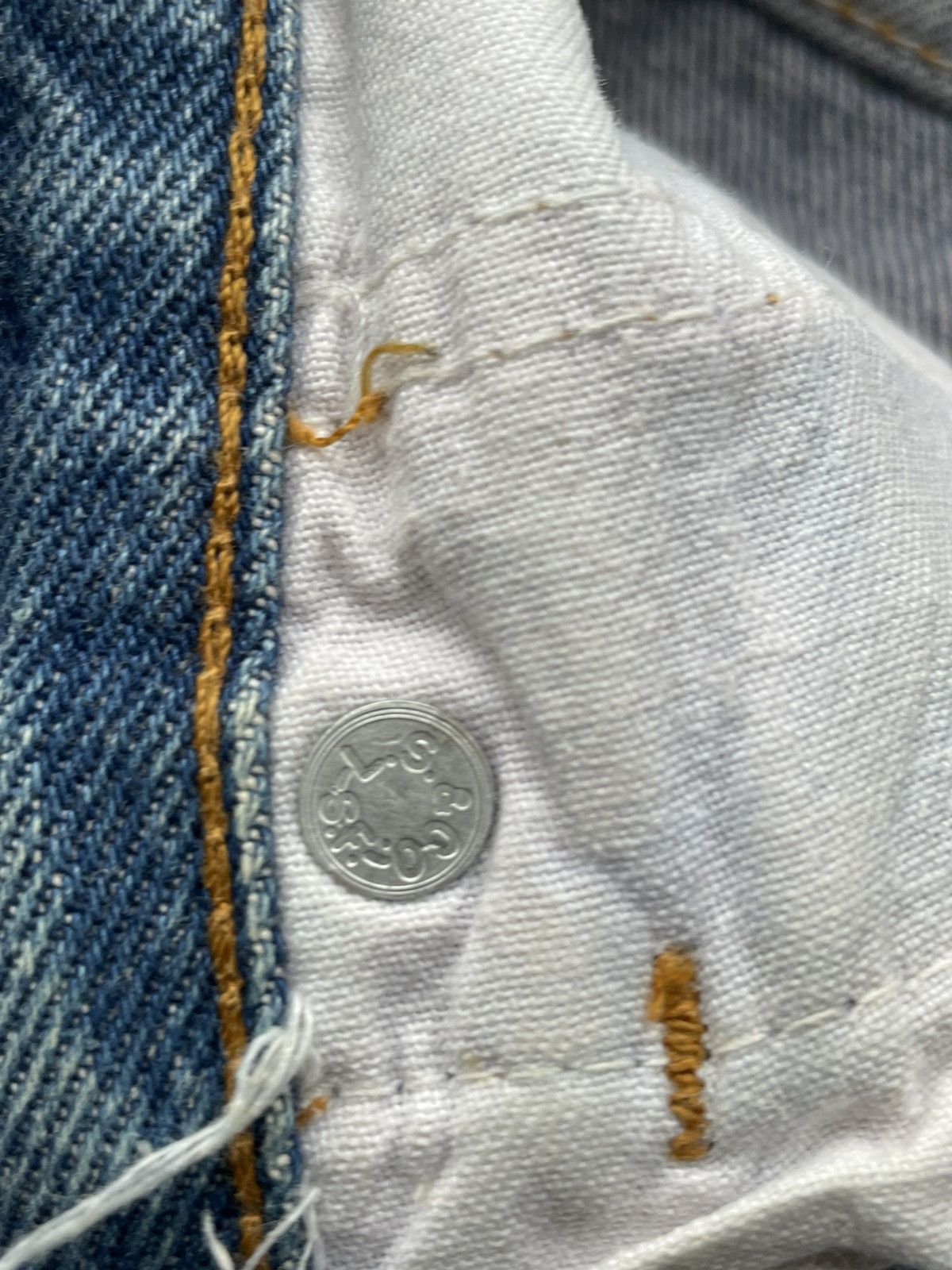 Levi's × Vintage Vintage Levi’s 501 e 1988 Usa Stone Wash Aging Denim Size US 28 / EU 44 - 14 Thumbnail