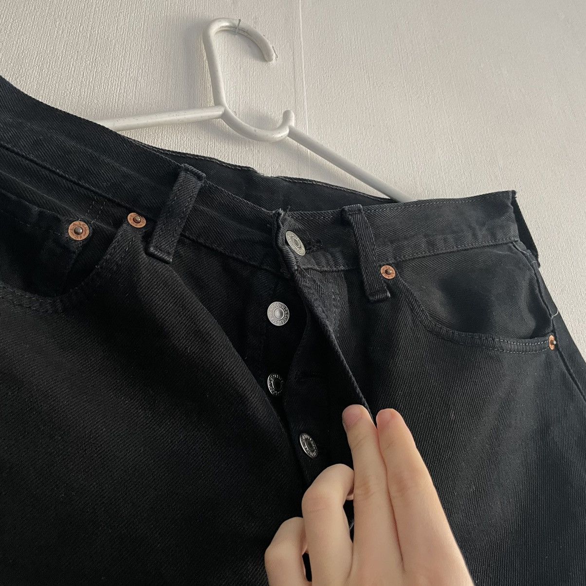 Levi's Vintage Levi’s 501 Black Denim Jeans Size US 30 / EU 46 - 6 Thumbnail