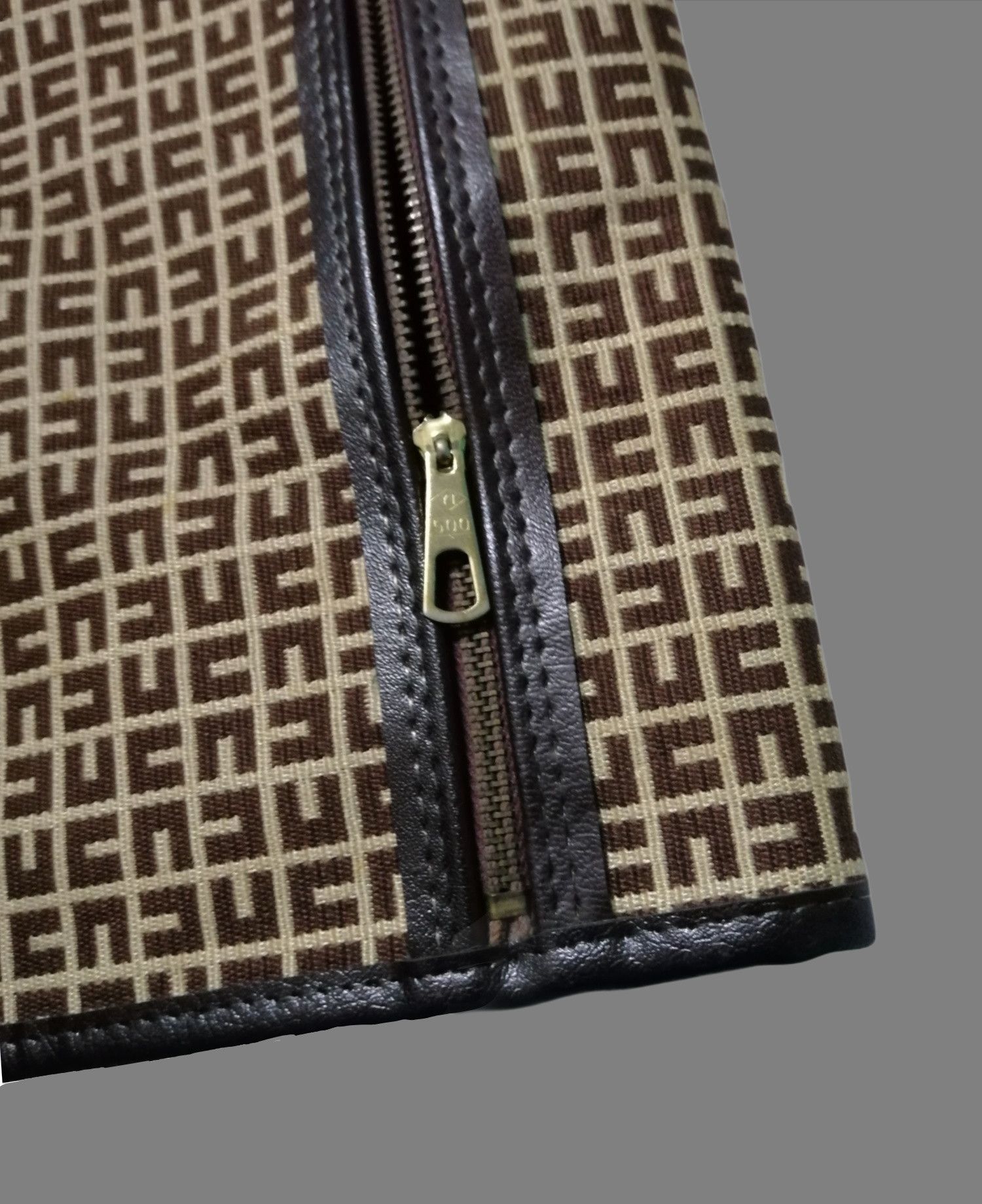 Designer Vintage The American Style Clucth Bag Size ONE SIZE - 8 Thumbnail