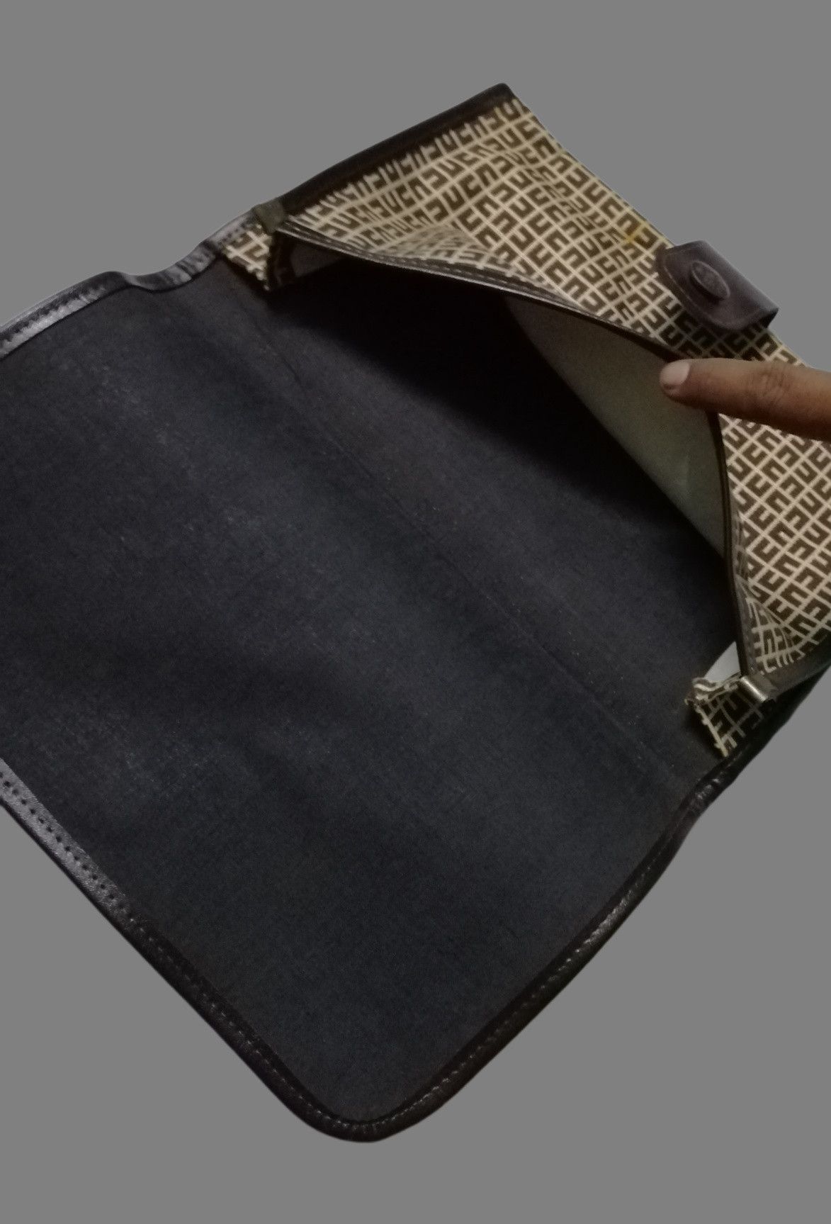 Designer Vintage The American Style Clucth Bag Size ONE SIZE - 6 Thumbnail
