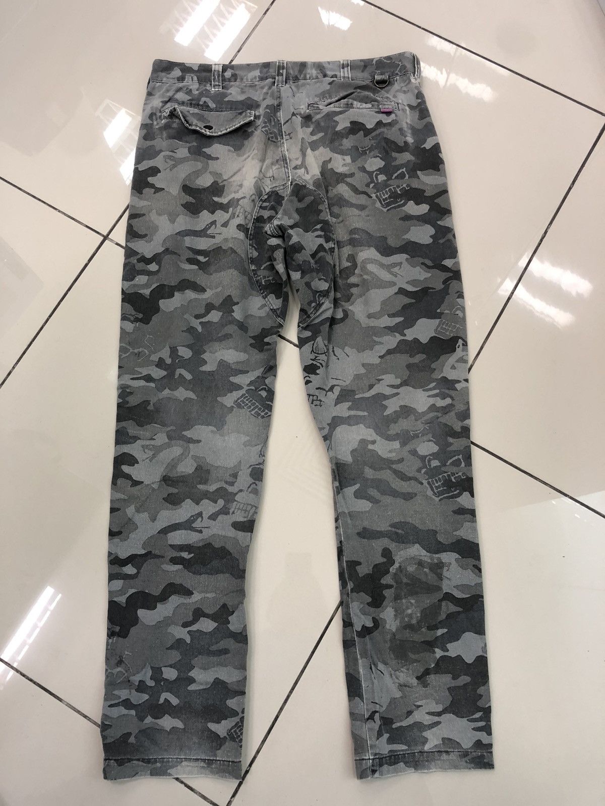 Mishka × Seditionaries MNWKA by Mishka Skulls Camo pants size 36 Size US 36 / EU 52 - 14 Thumbnail