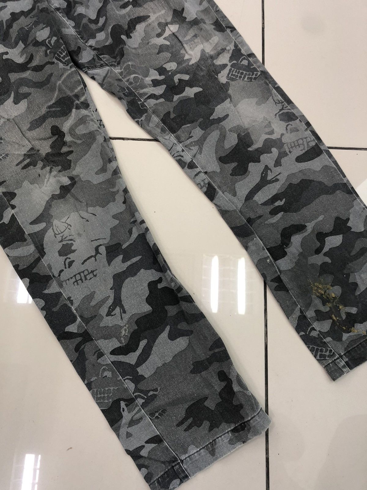 Mishka × Seditionaries MNWKA by Mishka Skulls Camo pants size 36 Size US 36 / EU 52 - 3 Thumbnail