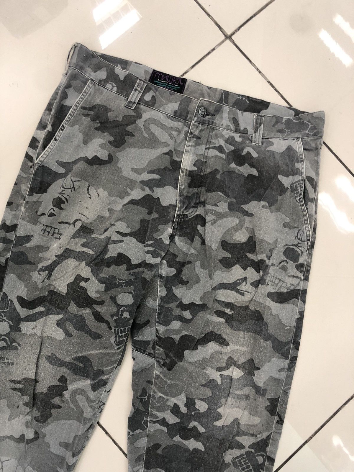 Mishka × Seditionaries MNWKA by Mishka Skulls Camo pants size 36 Size US 36 / EU 52 - 8 Thumbnail