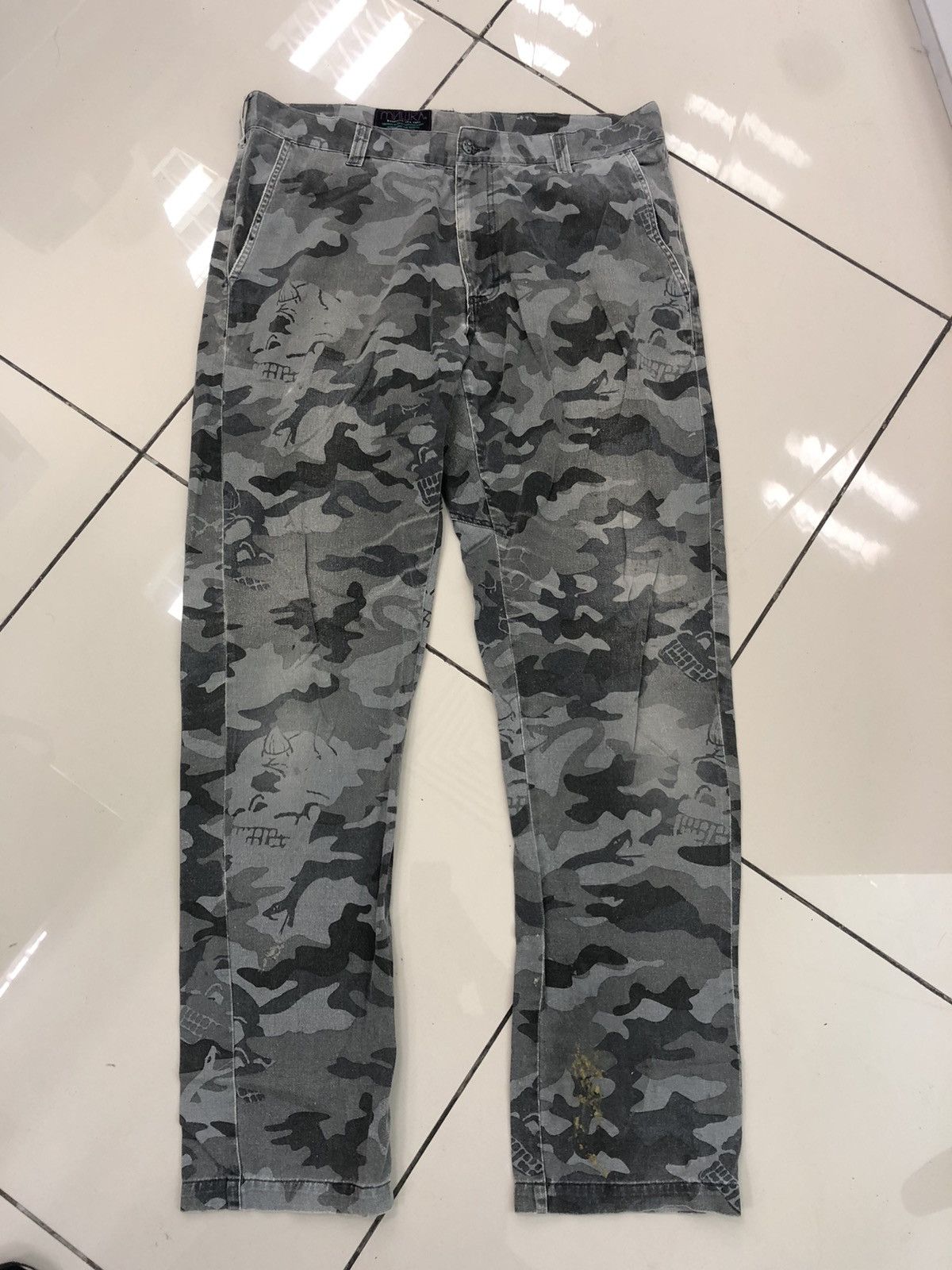 image of Archival Clothing x Mishka Mnwka By Mishka Skulls Camo Pants Size 36, Men's