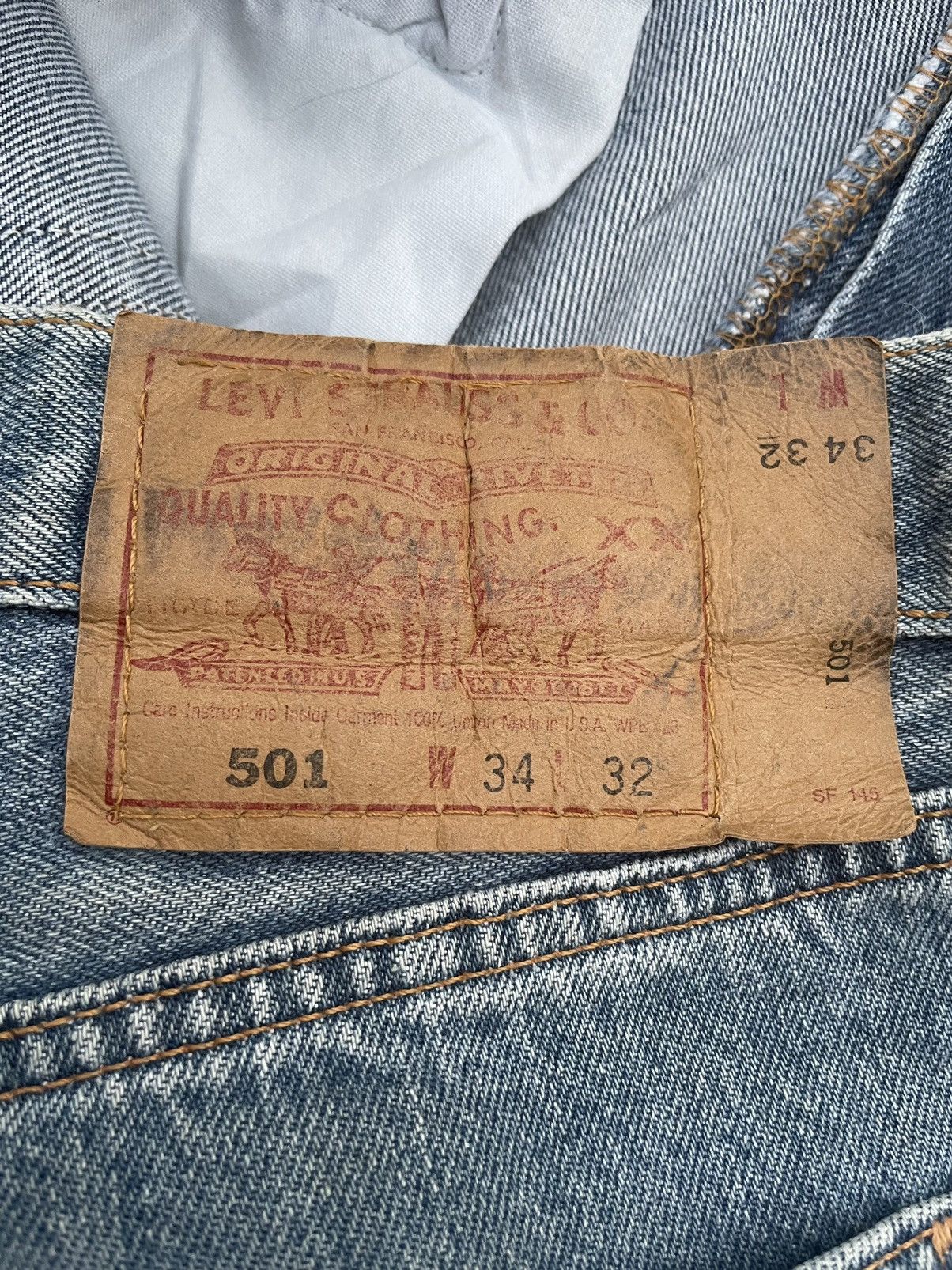 Levi's Vintage levis 501 1997 USA Aging Faded Wash Denim Size US 34 / EU 50 - 10 Thumbnail