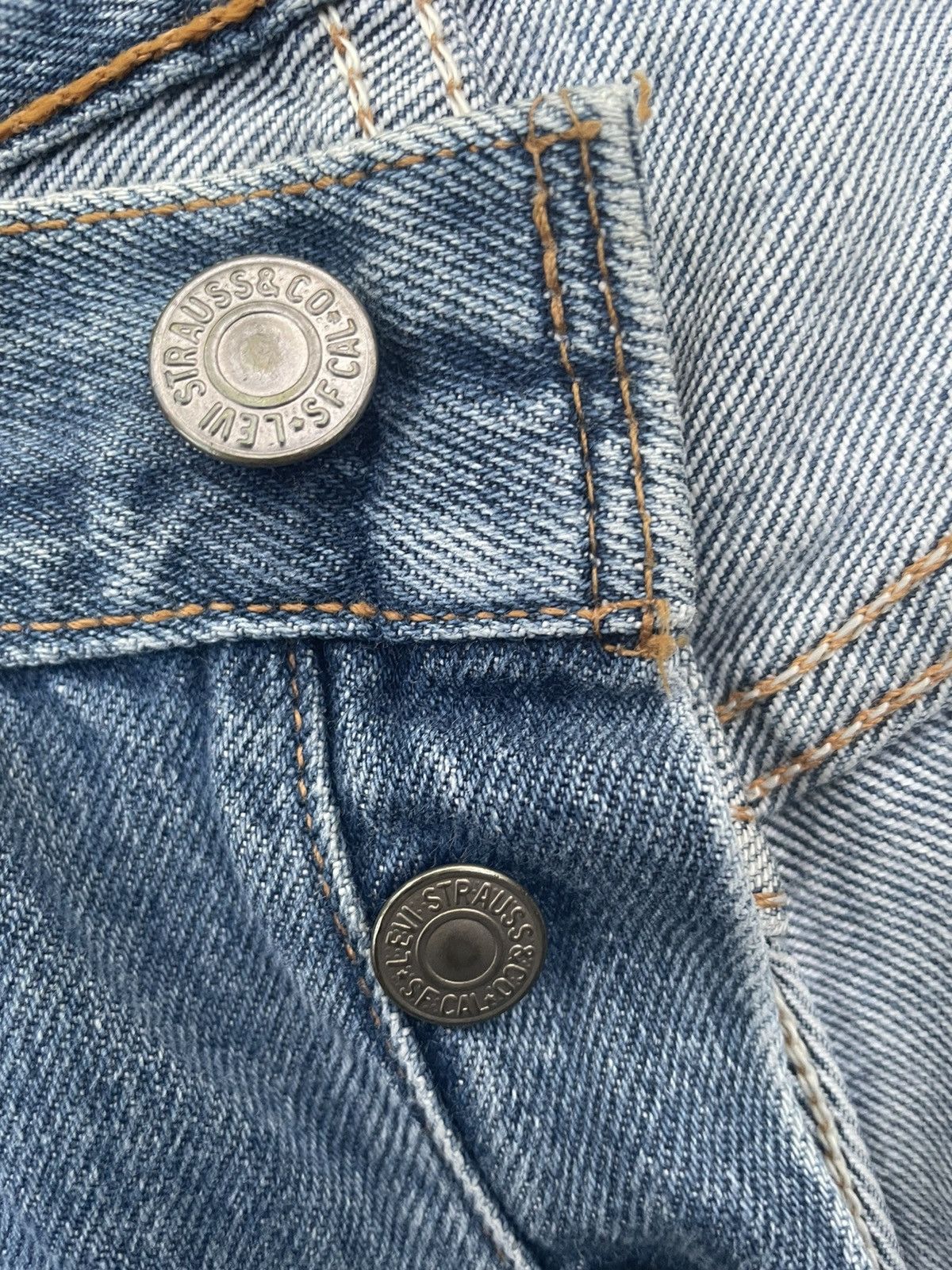 Levi's Vintage levis 501 1997 USA Aging Faded Wash Denim Size US 34 / EU 50 - 17 Thumbnail