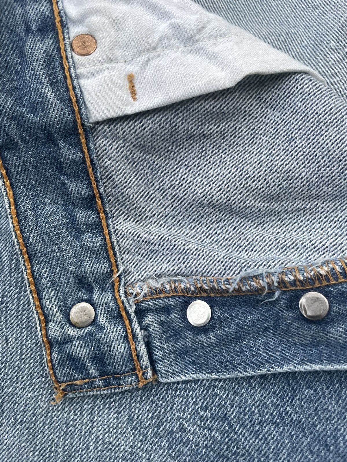 Levi's Vintage levis 501 1997 USA Aging Faded Wash Denim Size US 34 / EU 50 - 15 Thumbnail