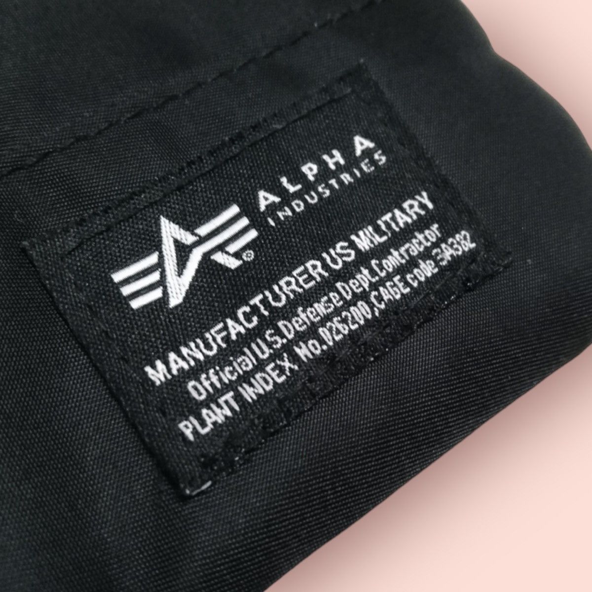 Alpha Industries × Edition Japan ALPHA INDUSTRIES MINI SLIM SHOULDER CROSSBODY SLING Size ONE SIZE - 2 Thumbnail