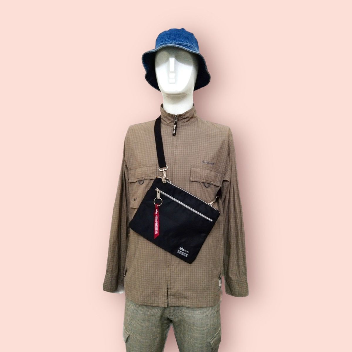 Alpha Industries × Edition Japan ALPHA INDUSTRIES MINI SLIM SHOULDER CROSSBODY SLING Size ONE SIZE - 7 Thumbnail