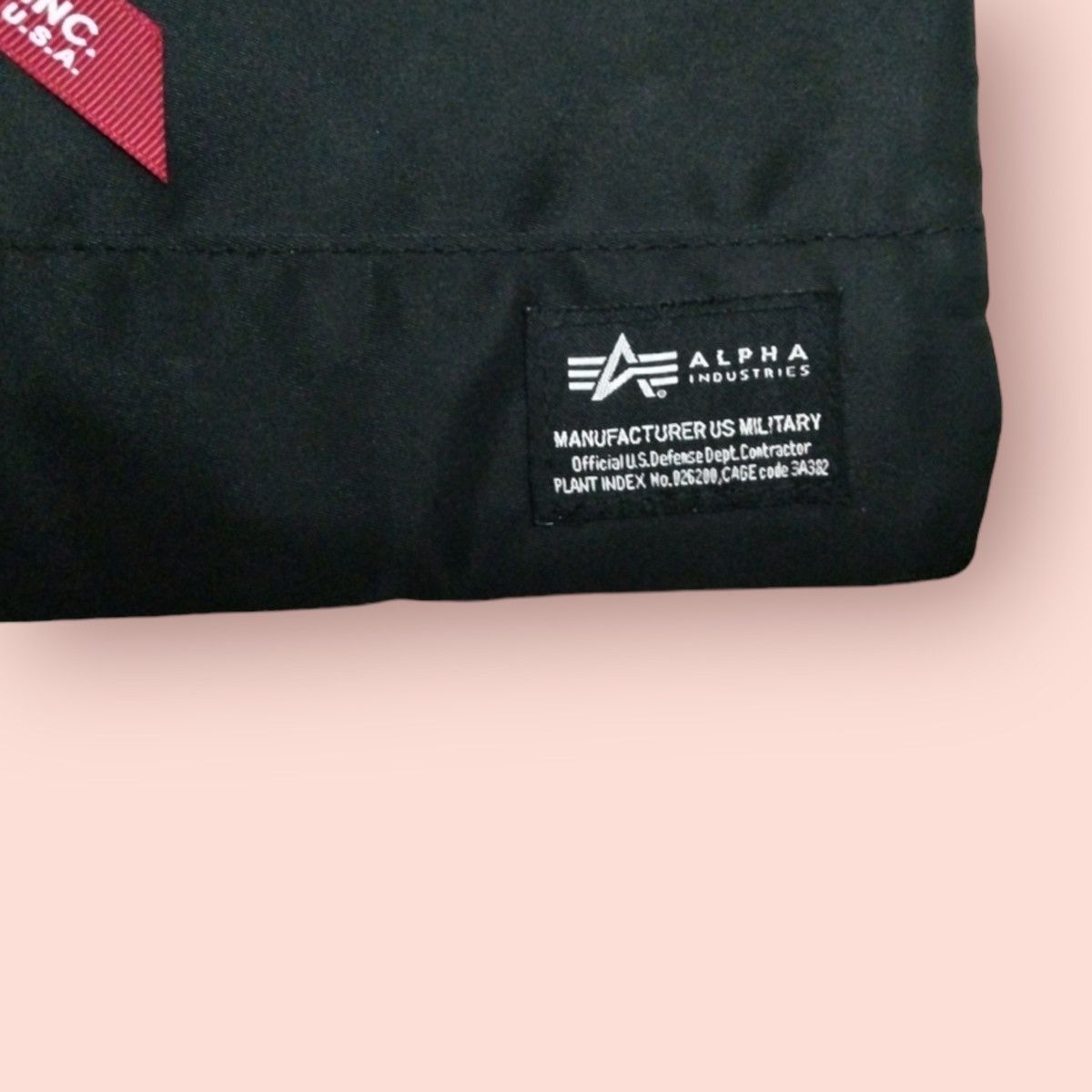 Alpha Industries × Edition Japan ALPHA INDUSTRIES MINI SLIM SHOULDER CROSSBODY SLING Size ONE SIZE - 12 Thumbnail