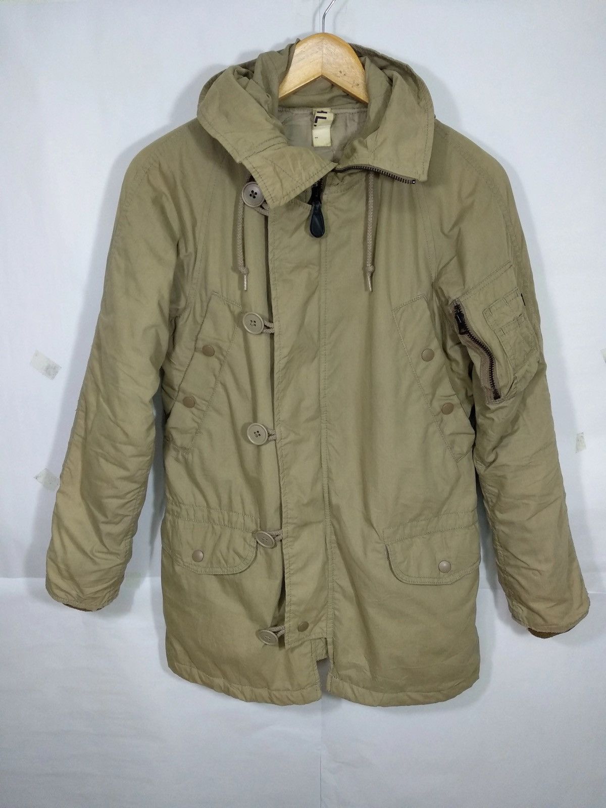 Alpha Industries Alpha Industries X Margaret Howell N-3B down jacket Size US M / EU 48-50 / 2 - 3 Thumbnail