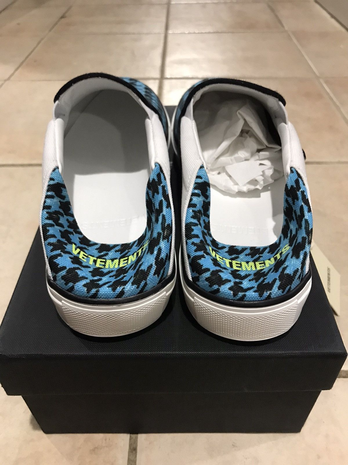 Vetements ***FINAL DROP***Houndstooth print slip on sneaker Size US 6 / EU 39 - 6 Thumbnail