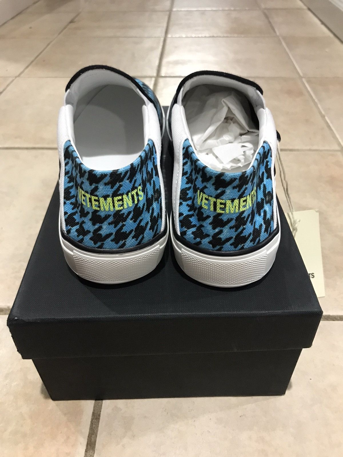 Vetements ***FINAL DROP***Houndstooth print slip on sneaker Size US 6 / EU 39 - 5 Thumbnail