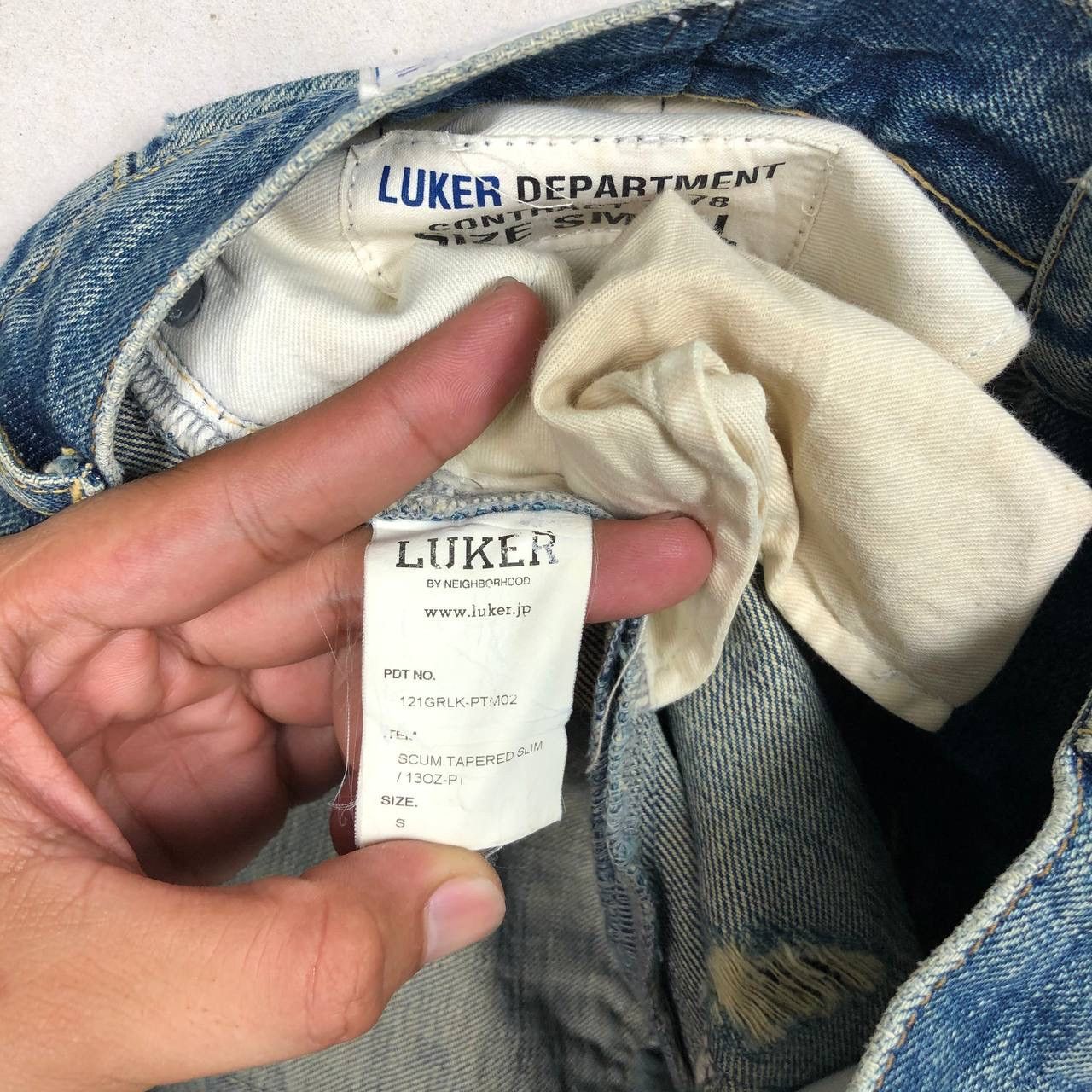 Neighborhood Luker by Neighborhood Distressed Denim Destroyed Jeans Size US 32 / EU 48 - 11 Thumbnail
