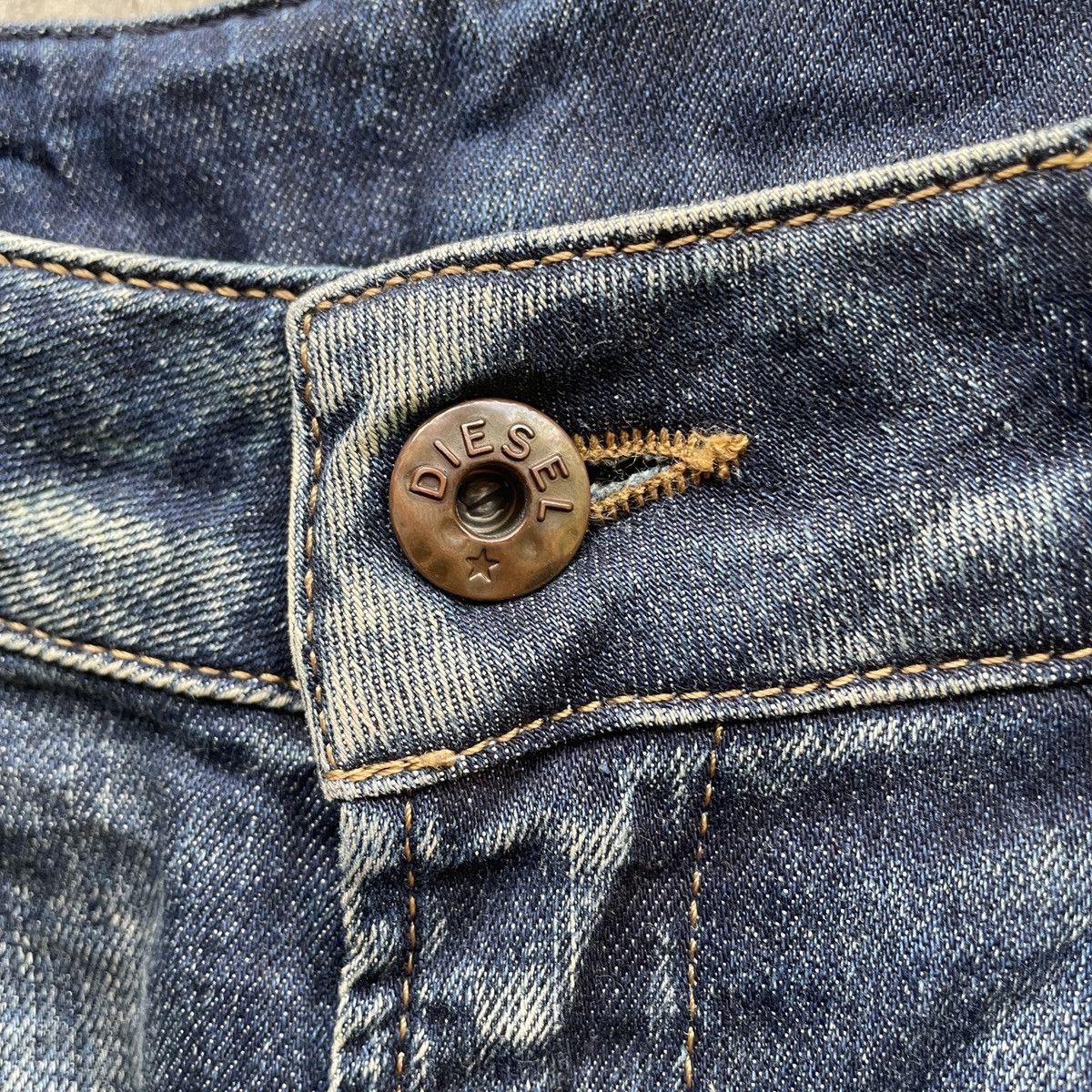 Diesel Vintage Diesel Distressed Denim Jeans Pants W29x25 Size US 29 - 7 Thumbnail