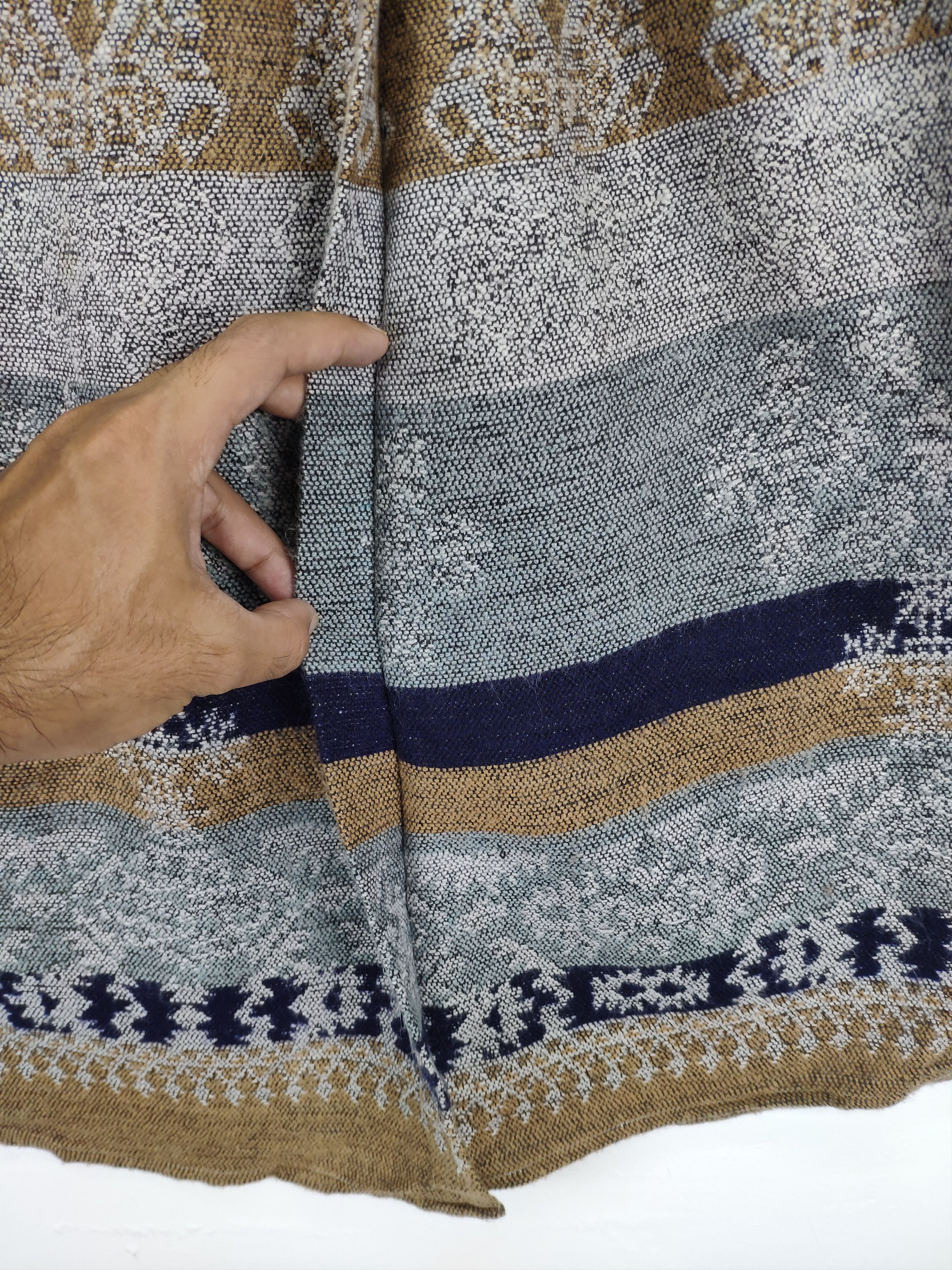 Japanese Brand × Vintage Vintage Japanese Wool Midi Skirt Native Art Size 27" / US 4 / IT 40 - 4 Thumbnail