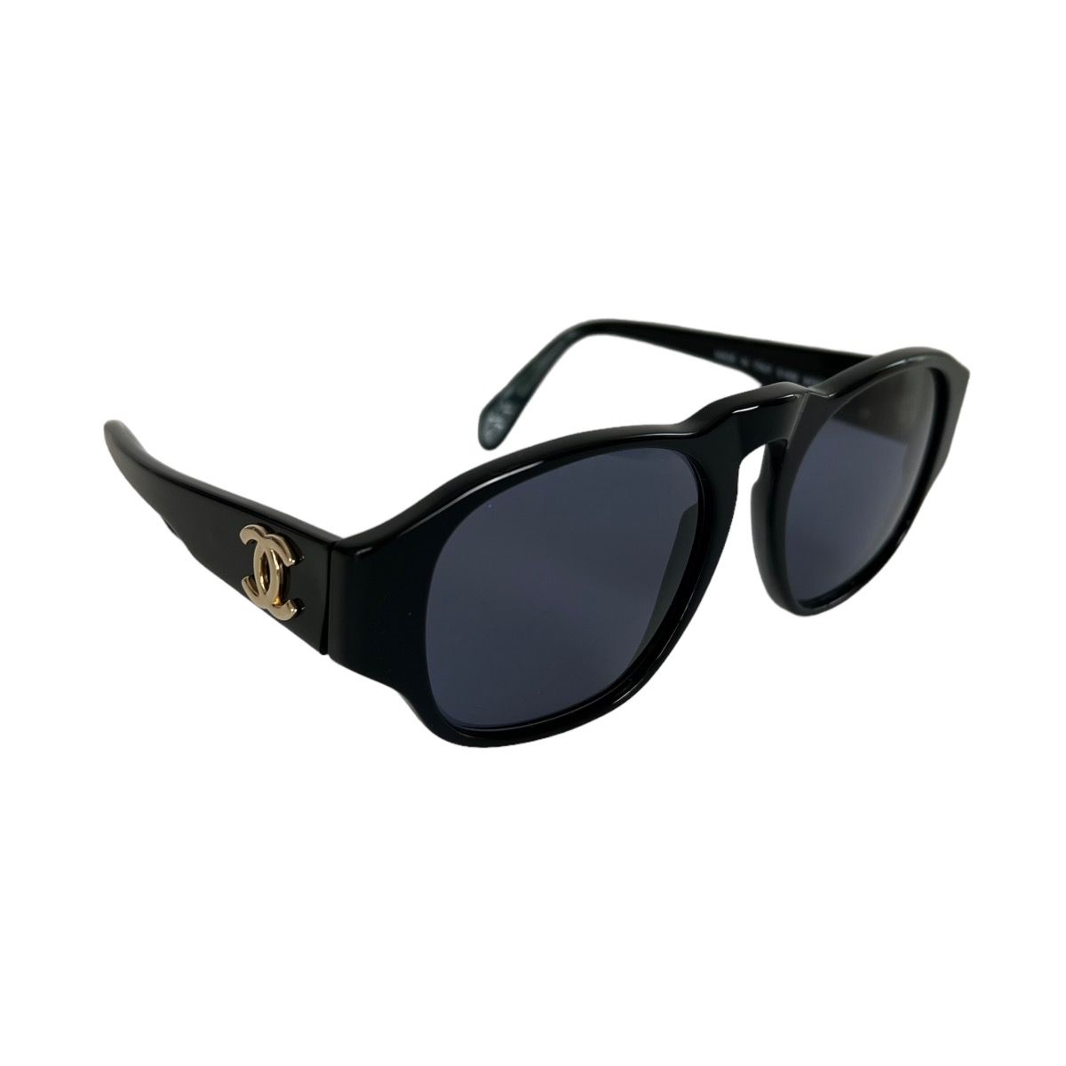 Pre-owned Chanel Cc Logo Sunglasses In Black