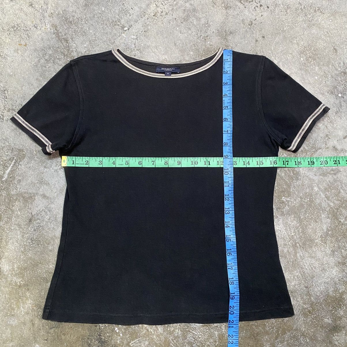 Burberry × Vintage Women Burberry London Short Sleeve Tshirt Size M / US 6-8 / IT 42-44 - 4 Thumbnail