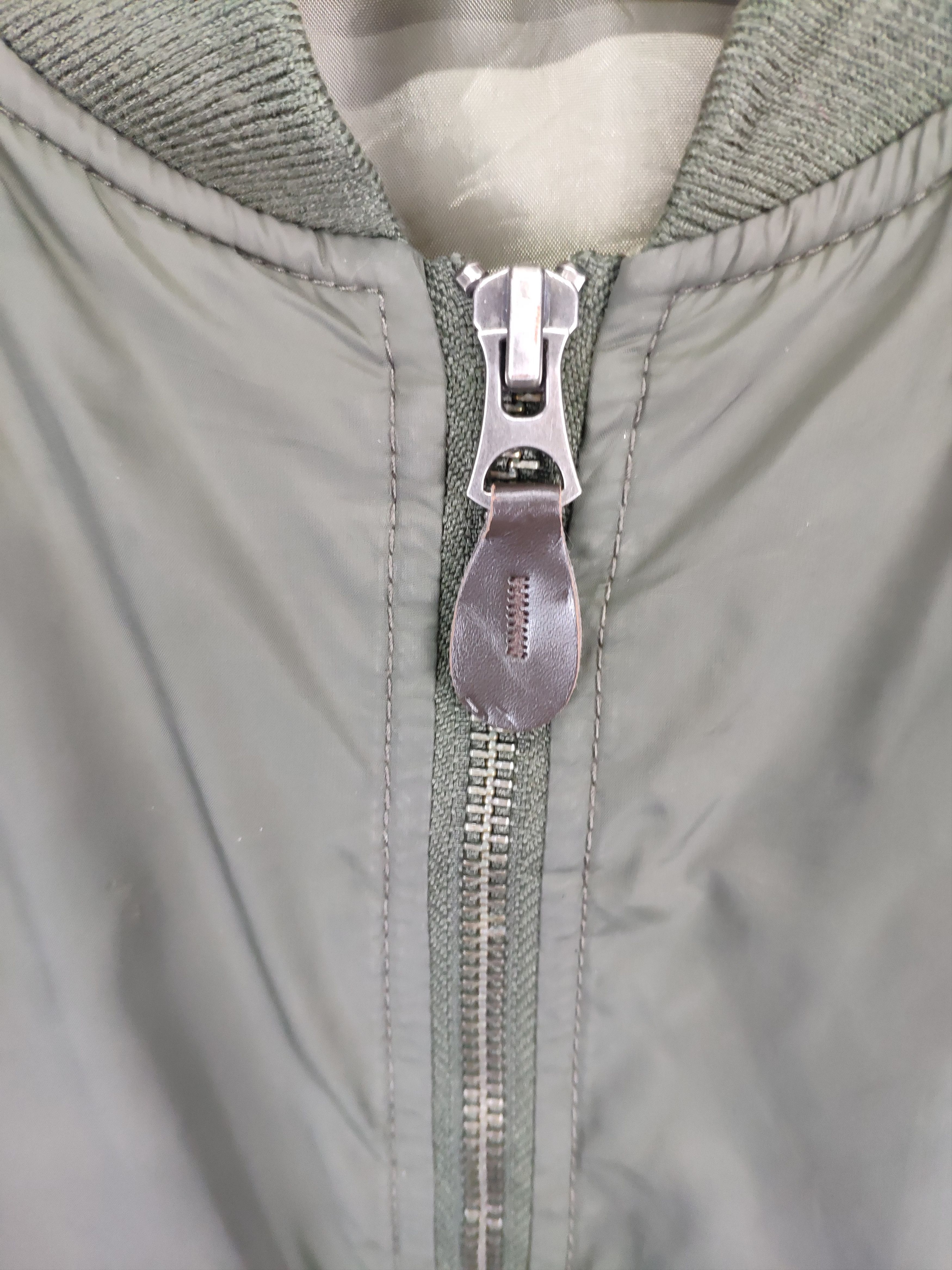 Japanese Brand × Uniqlo Uniqlo MA 1 Bomber Jacket Size US XL / EU 56 / 4 - 10 Thumbnail
