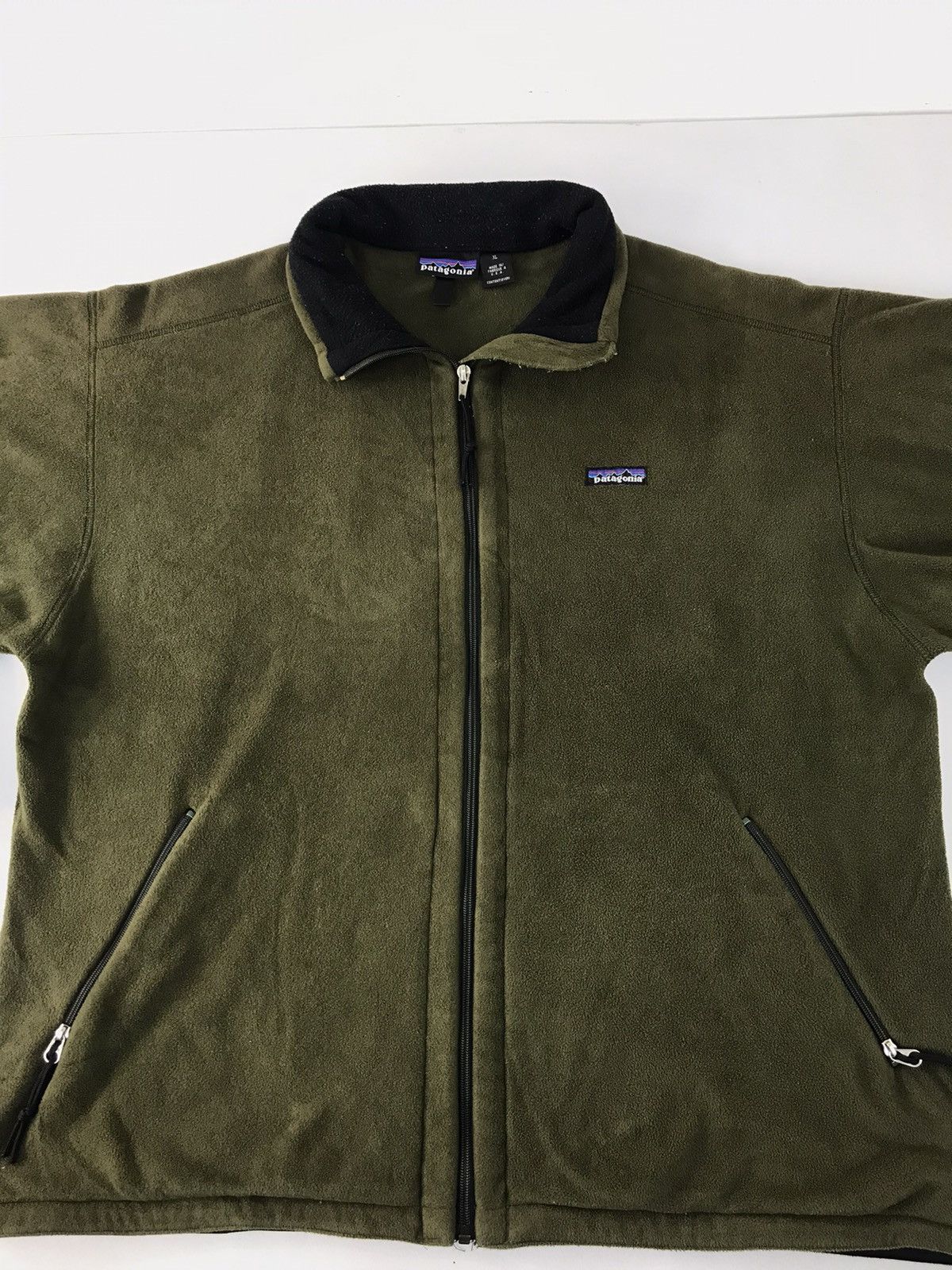 Patagonia Patagonia Wool Grizzly Fleece Zip Up Jacket Fashion Designer Size US L / EU 52-54 / 3 - 2 Thumbnail