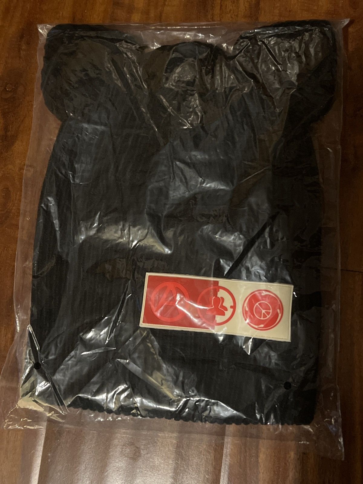 Japanese Brand Jose Wong Vamp Mask Size ONE SIZE - 4 Thumbnail