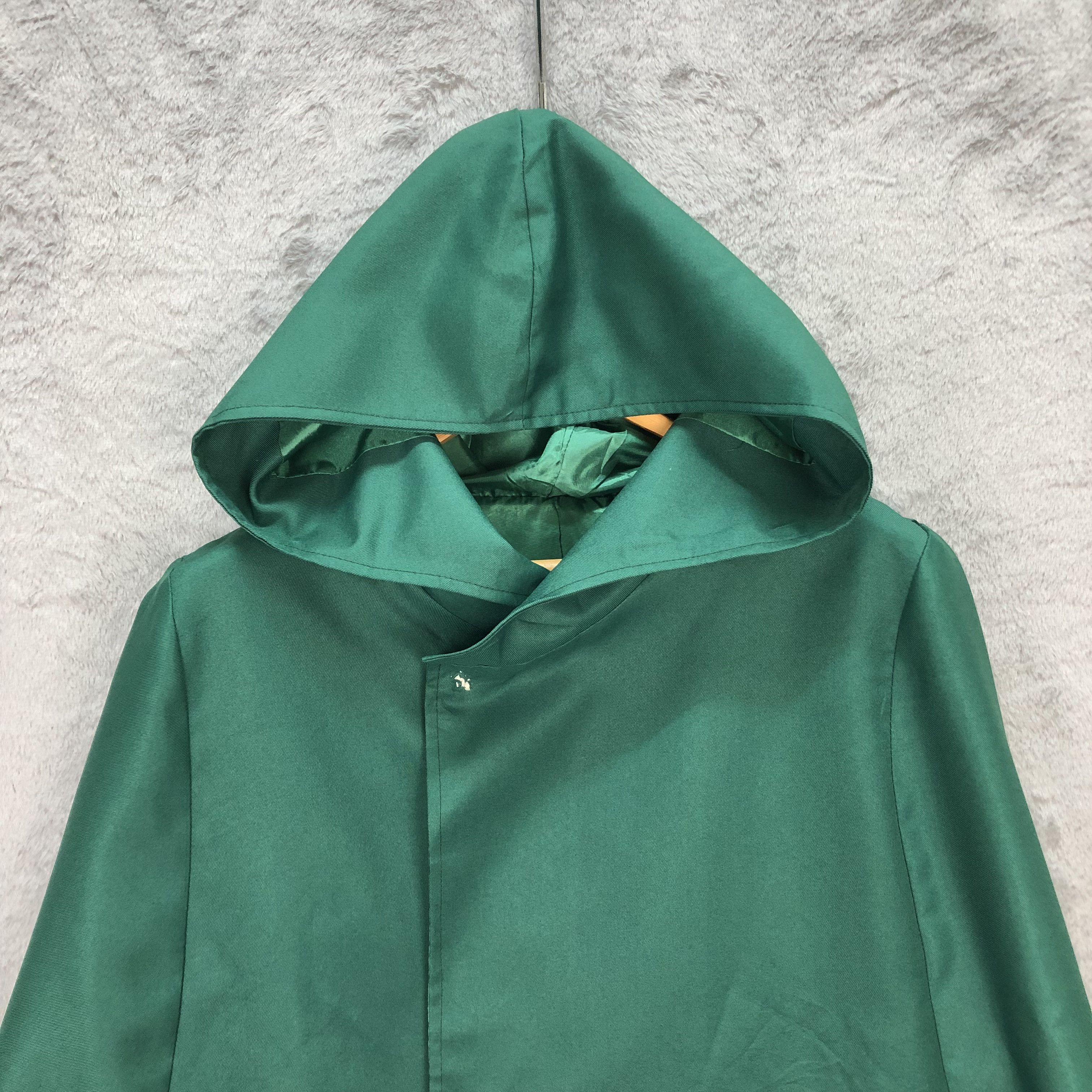 Anime Attack on Titan Logo Green Capes #5949-215 Size US M / EU 48-50 / 2 - 4 Thumbnail