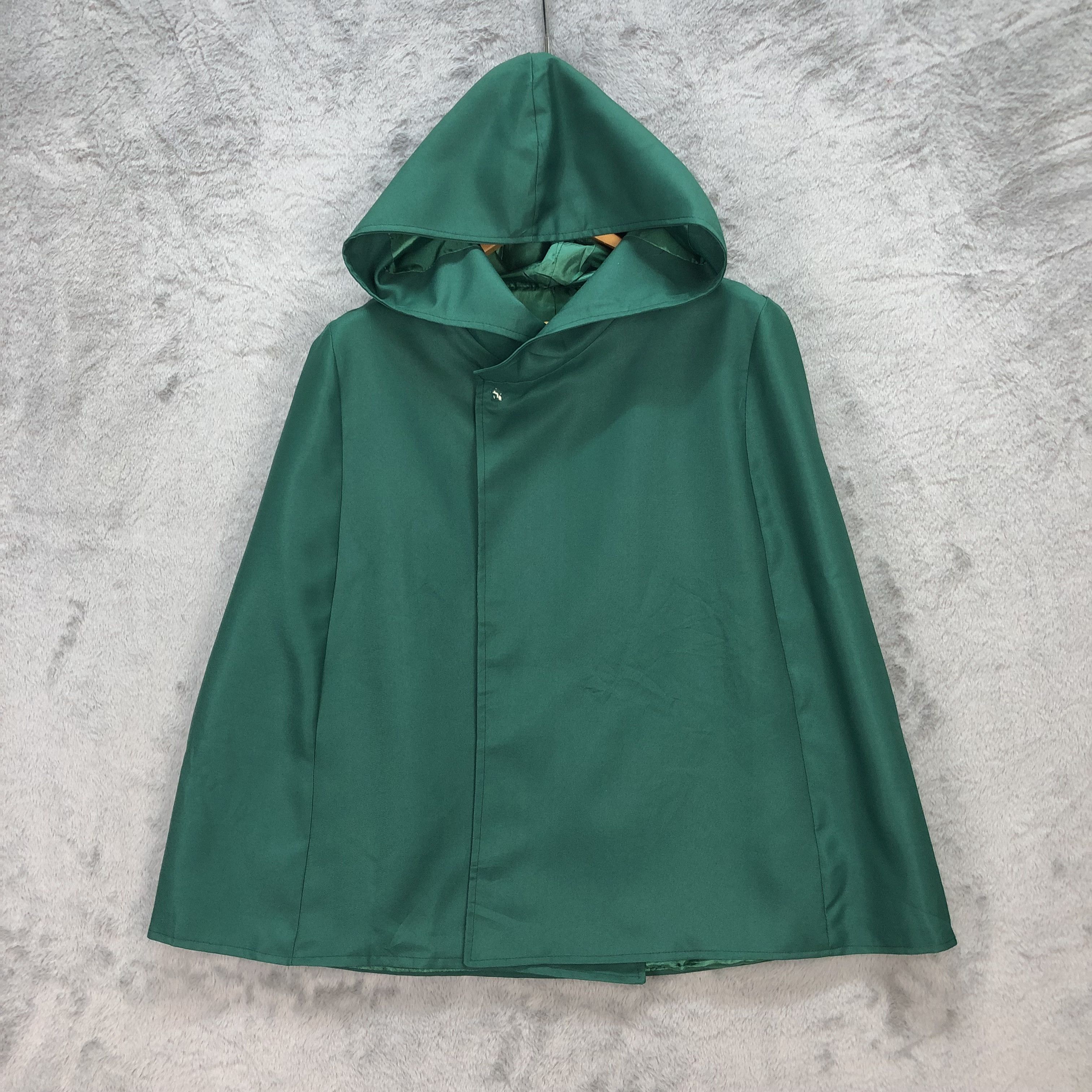 Anime Attack on Titan Logo Green Capes #5949-215 Size US M / EU 48-50 / 2 - 3 Thumbnail