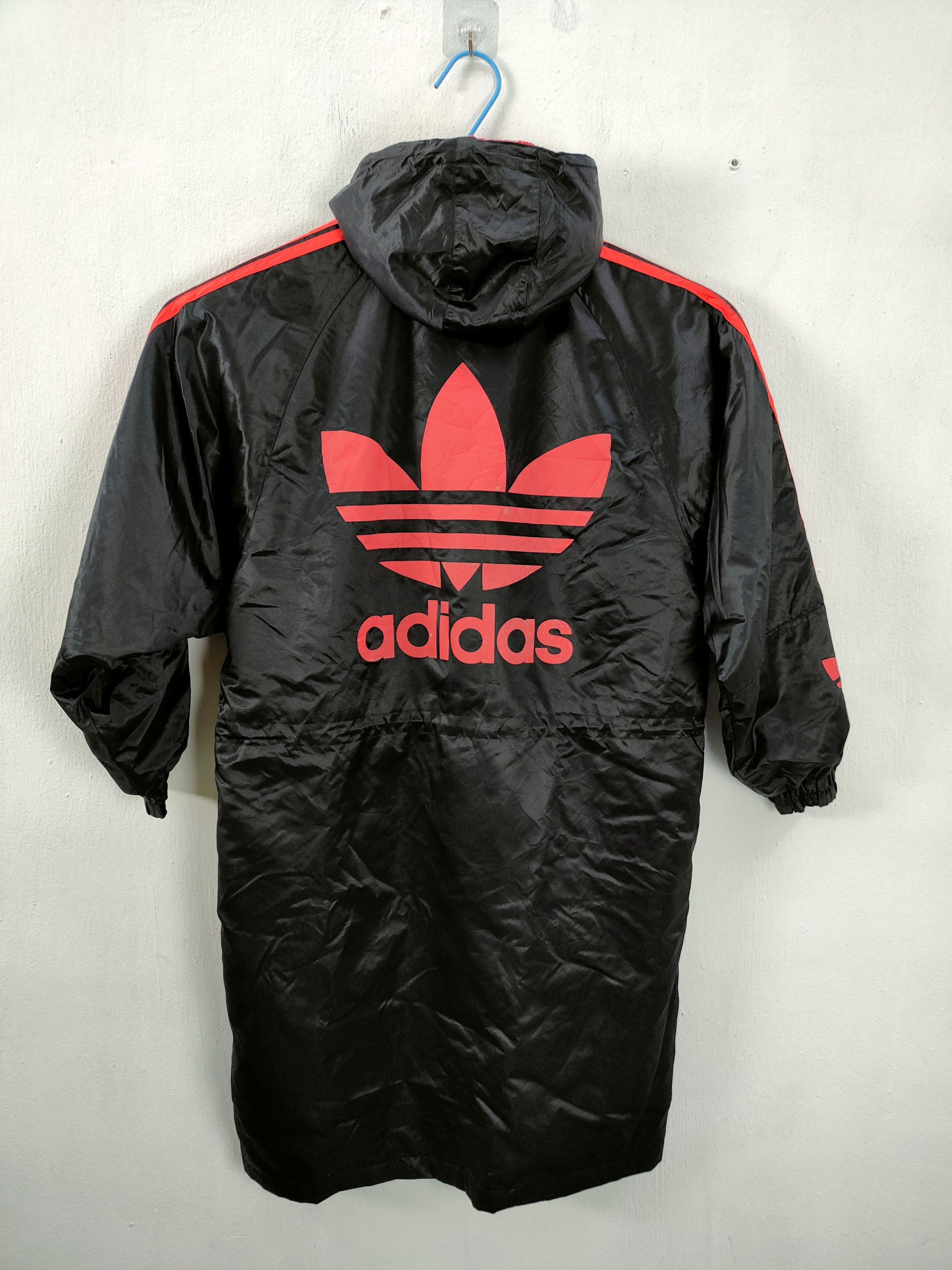 Adidas VINTAGE ADIDAS LONG JACKET BIG LOGO FLEECE INSIDE | Grailed