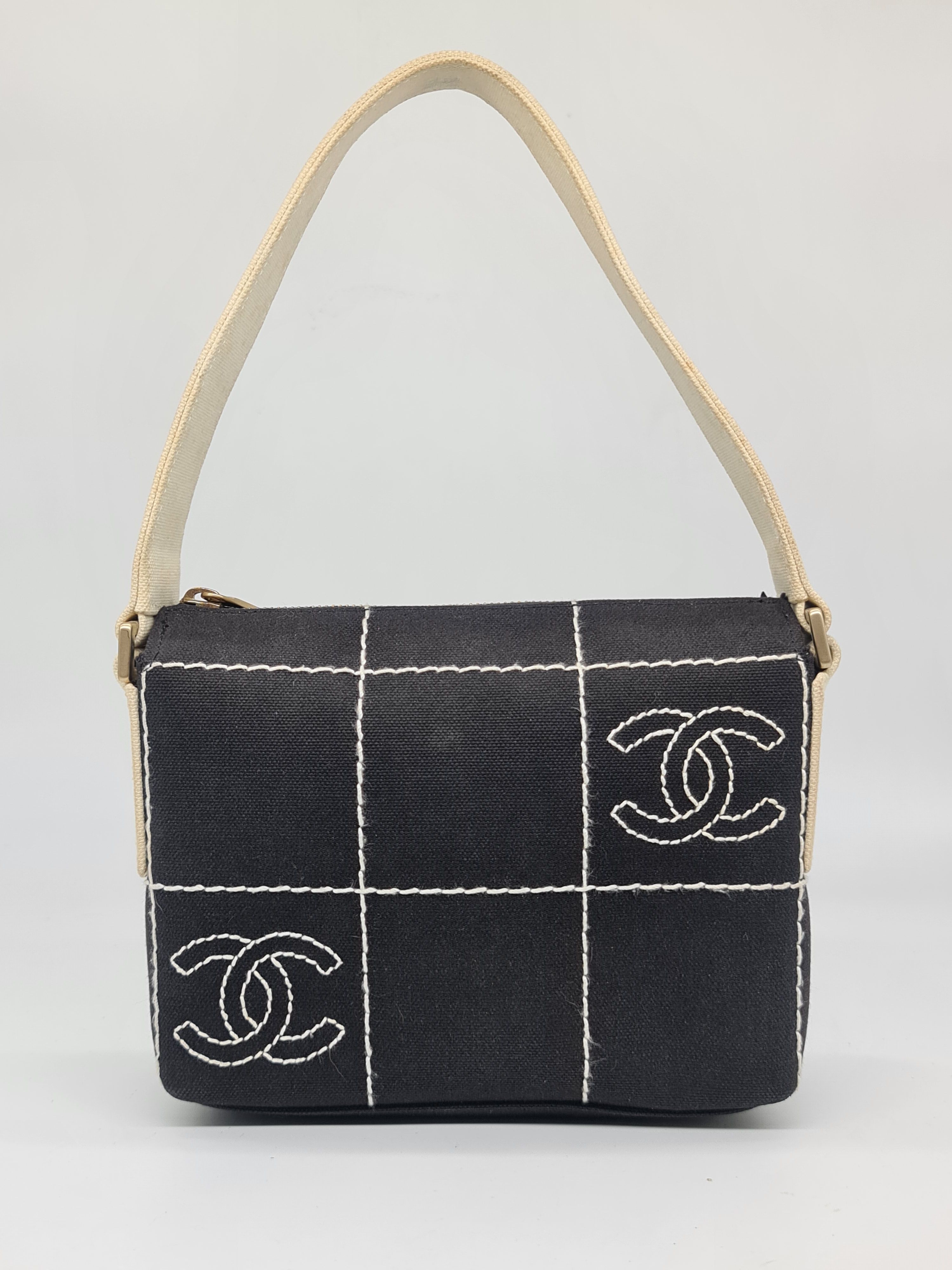 Chanel Chanel - CC Wild Stitch Baguette Size ONE SIZE - 4 Thumbnail