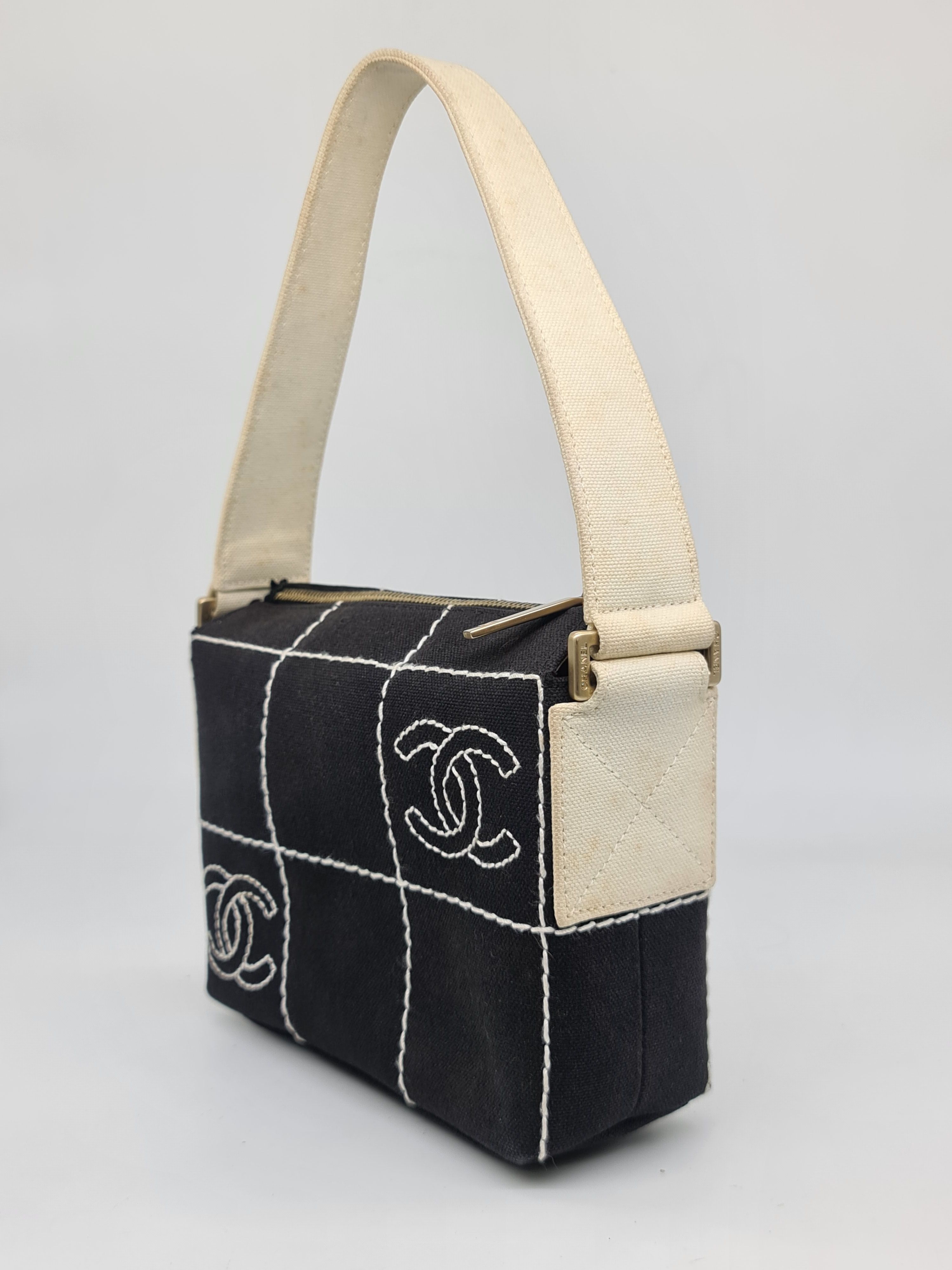 Chanel Chanel - CC Wild Stitch Baguette Size ONE SIZE - 3 Thumbnail