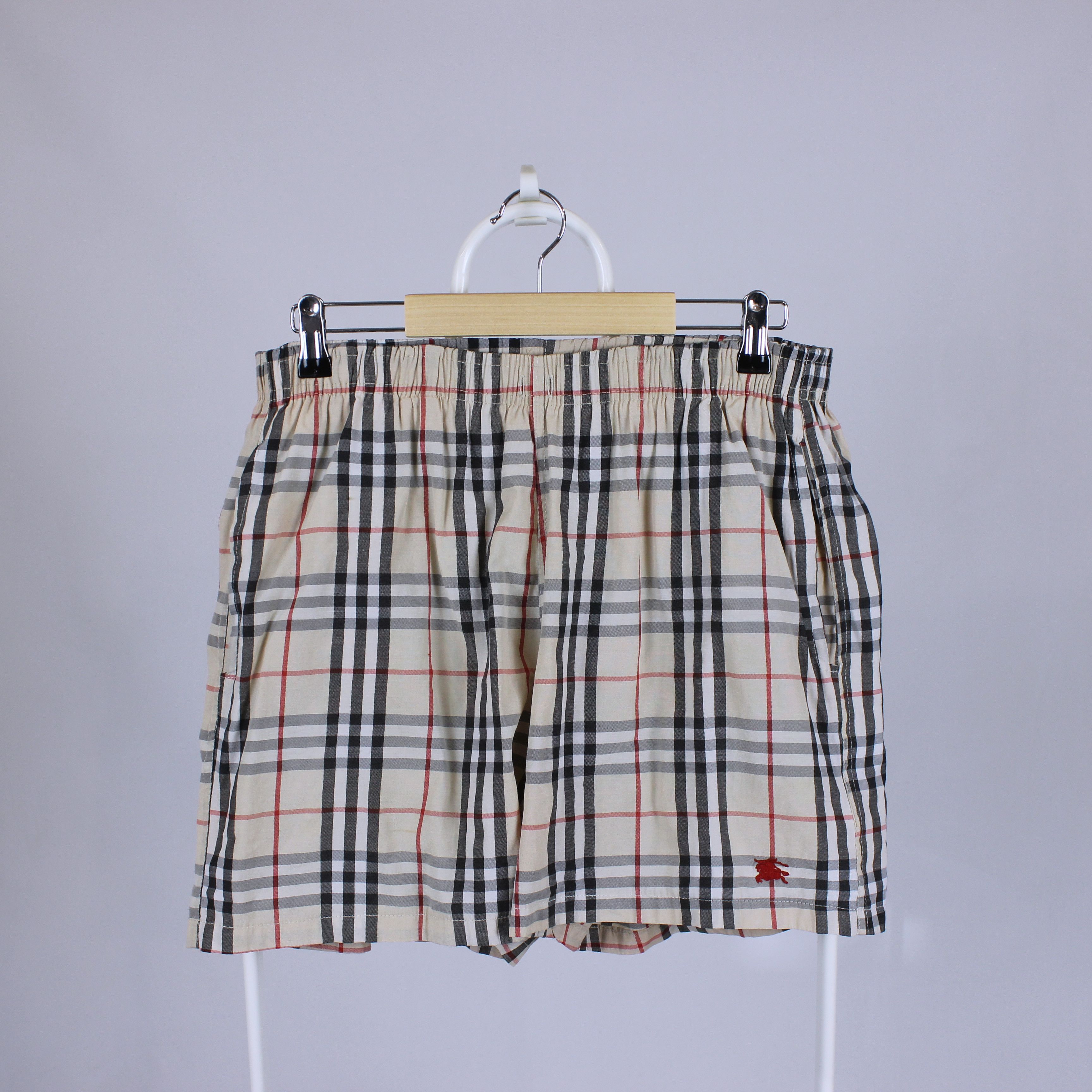 Burberry Vintage burberry nova short shorts rare logo Size US 33 - 1 Thumbnail