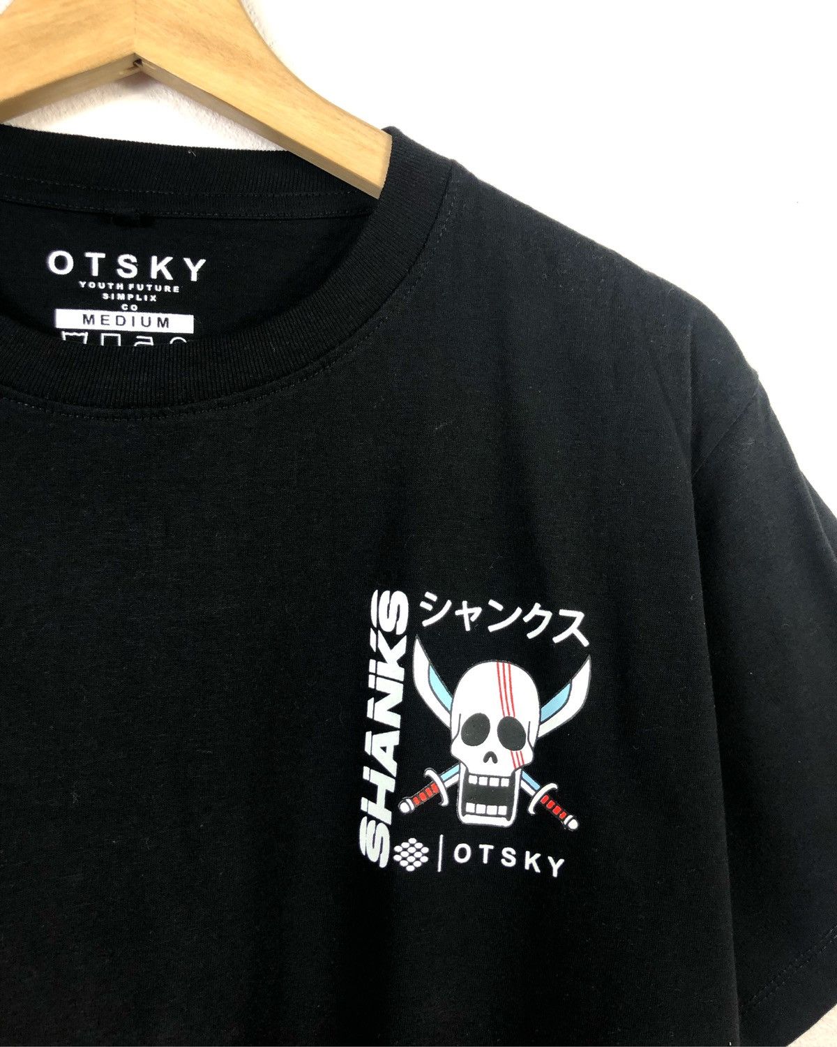 One Piece Rare One Piece Red Hair Shanks Tee Size US M / EU 48-50 / 2 - 4 Thumbnail