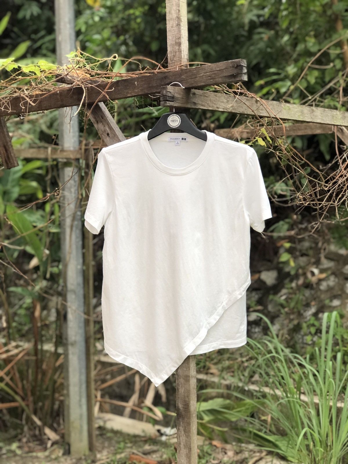 JW Anderson × Uniqlo Uniqlo x JW Anderson Plain Tee Short Sleeve Size US S / EU 44-46 / 1 - 1 Thumbnail