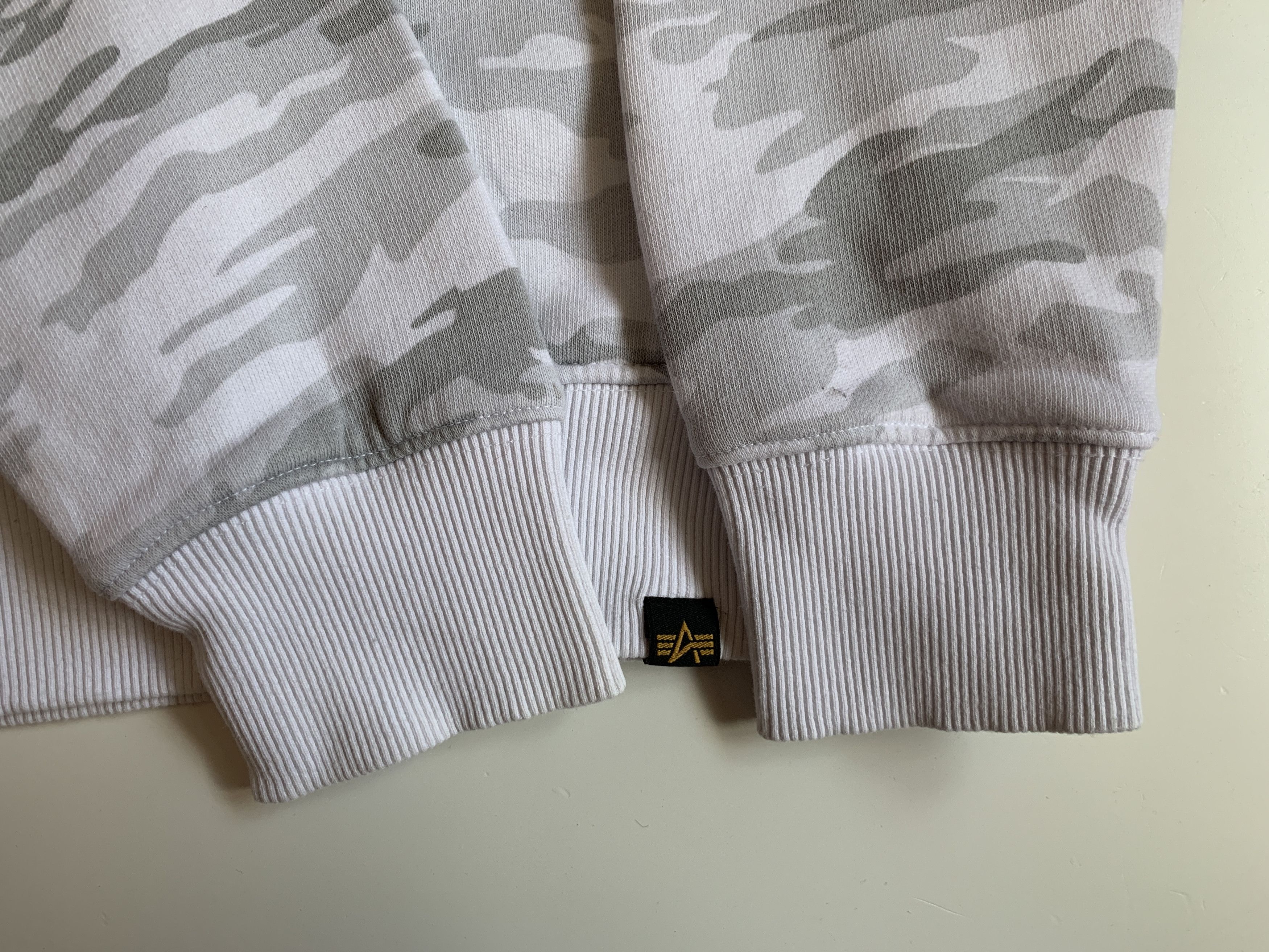 Alpha Industries Alpha Industries Camouflage Men's Hoodie Size US S / EU 44-46 / 1 - 4 Thumbnail
