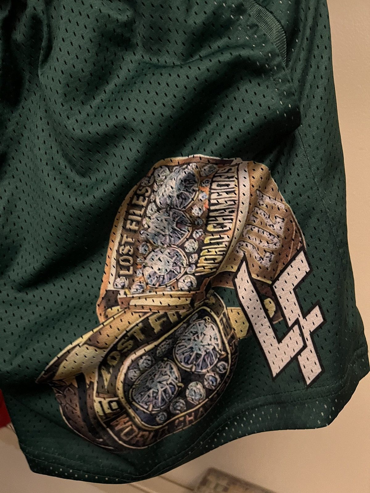 Other Lost Files Milwaukee Bucks 2021 NBA Champions Shorts Size US 33 - 5 Thumbnail