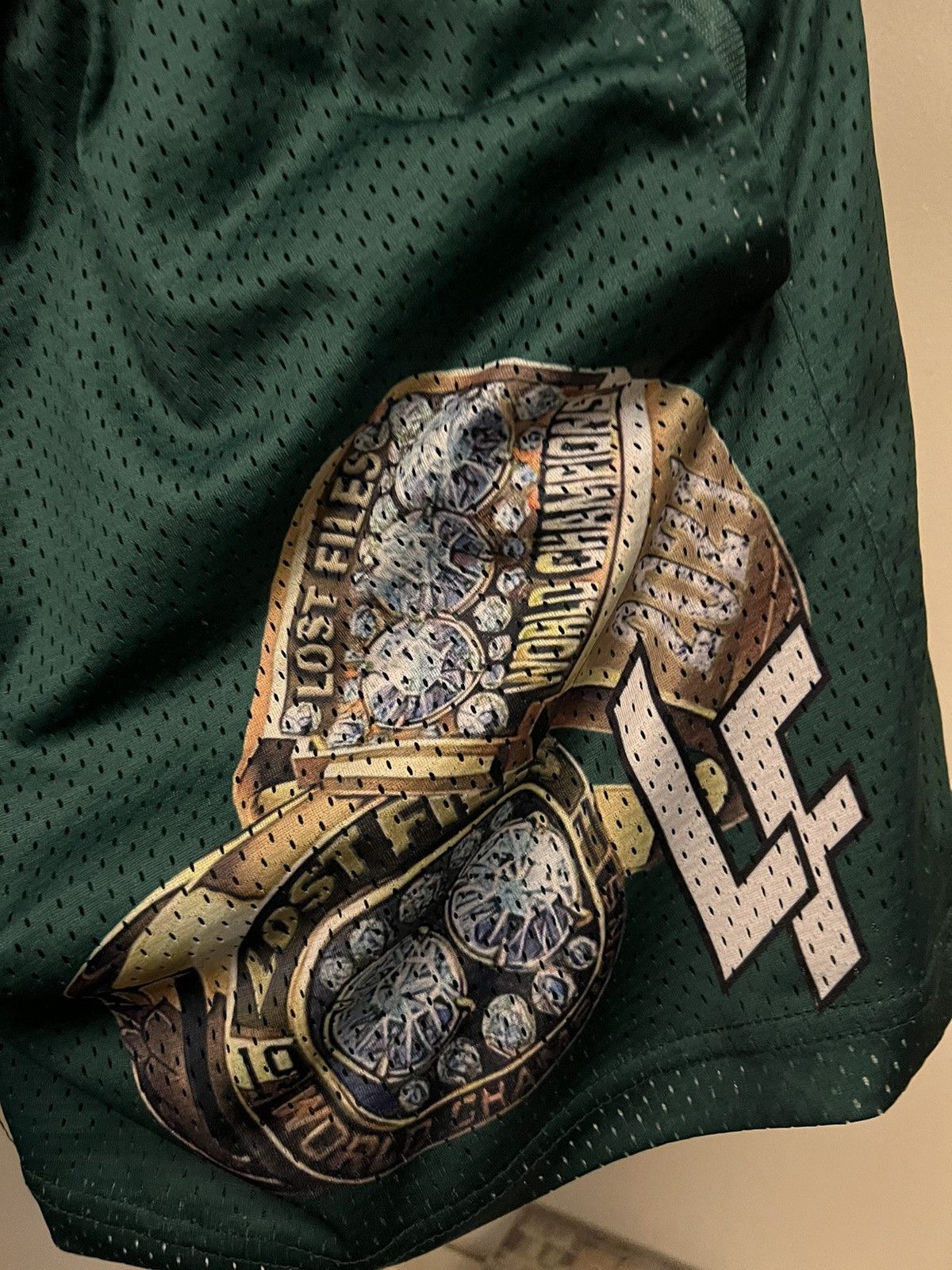 Other Lost Files Milwaukee Bucks 2021 NBA Champions Shorts Size US 33 - 6 Thumbnail