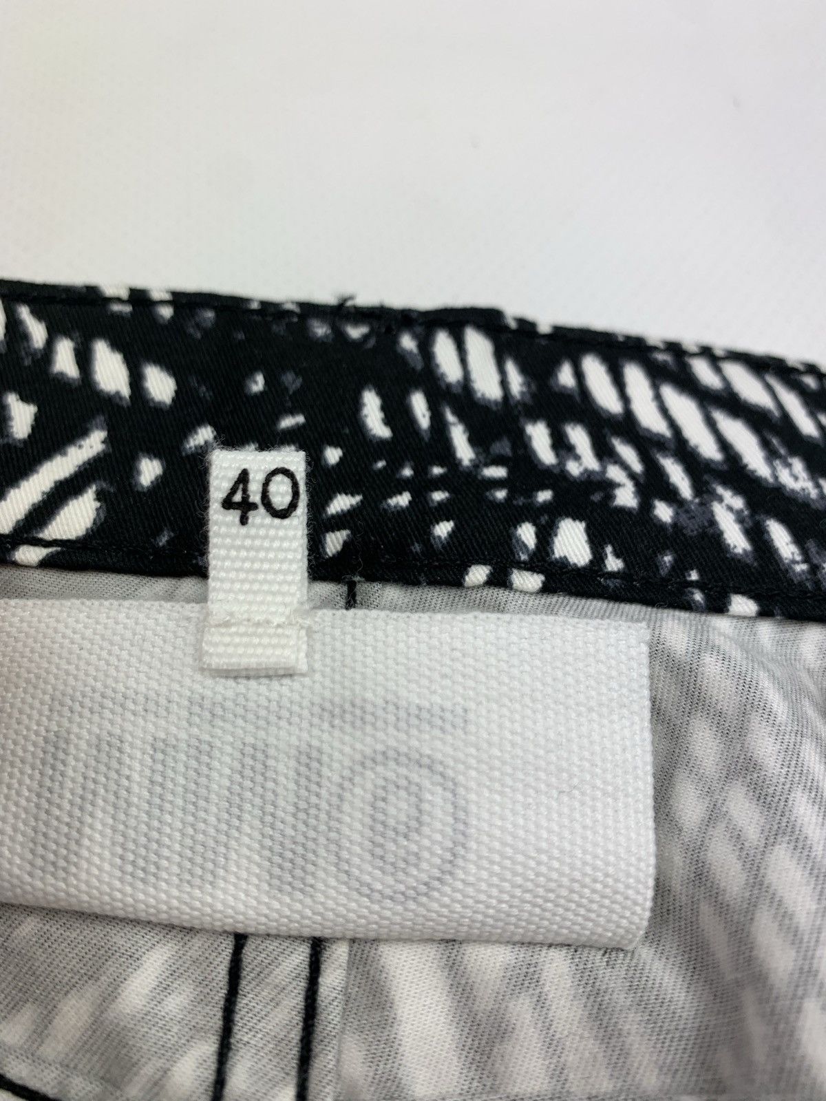 Maison Margiela BNWT Maison Martin Margiela MM6 overprinted pants trousers Size 27" / US 4 / IT 40 - 8 Thumbnail