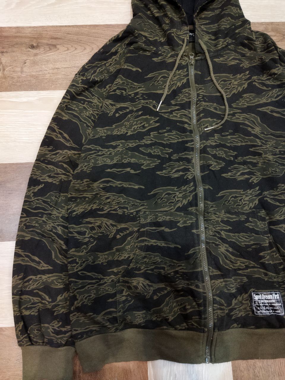 Japanese Brand TimeStep Japan Tiger Camouflage Hoodie Size US L / EU 52-54 / 3 - 7 Thumbnail