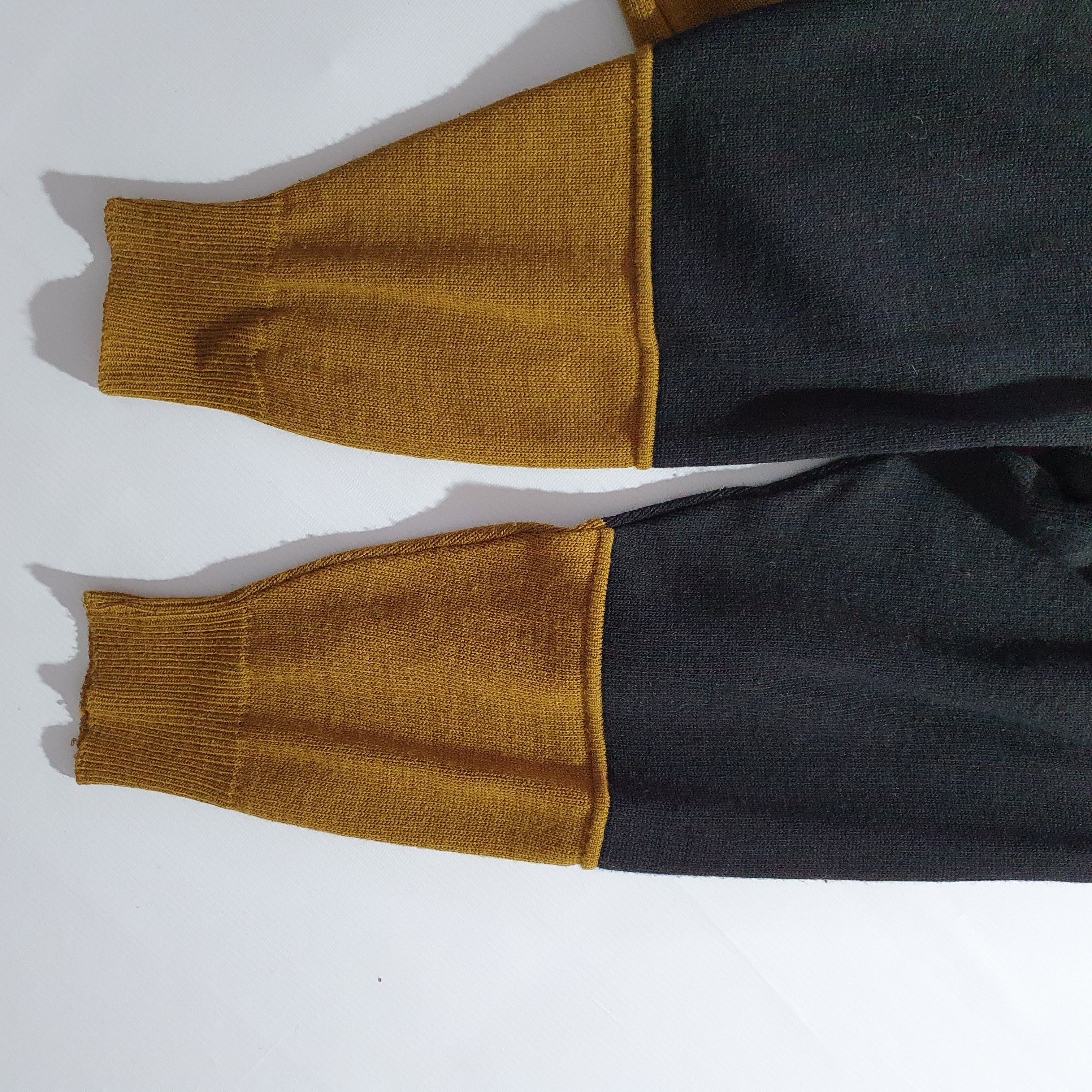 Carlo Colucci 80s Vintage Carlo Colucci Wool V Neck Sweater Size US L / EU 52-54 / 3 - 14 Thumbnail