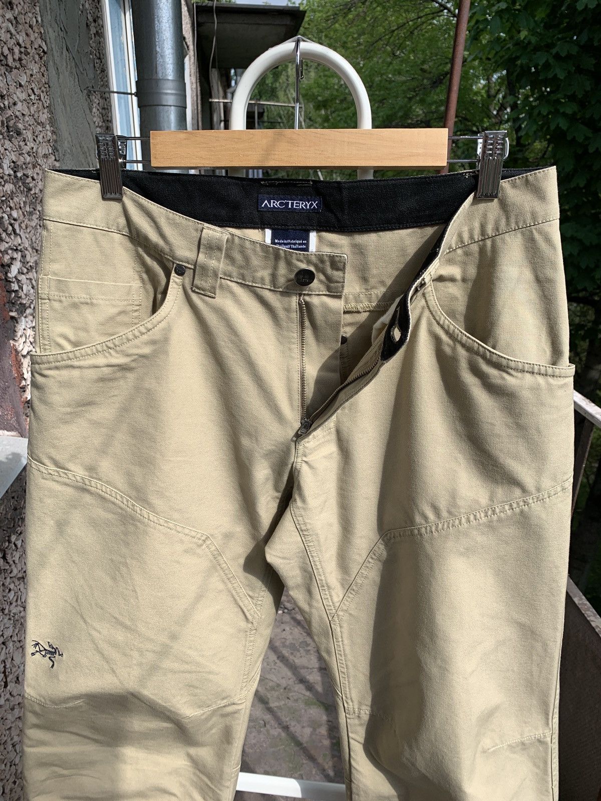 Arc'teryx Vintage Arcteryx Double Knee Sand Cargo Pants Size US 32 / EU 48 - 14 Thumbnail