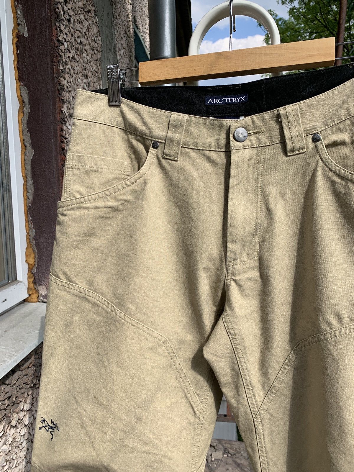 Arc'teryx Vintage Arcteryx Double Knee Sand Cargo Pants Size US 32 / EU 48 - 9 Thumbnail