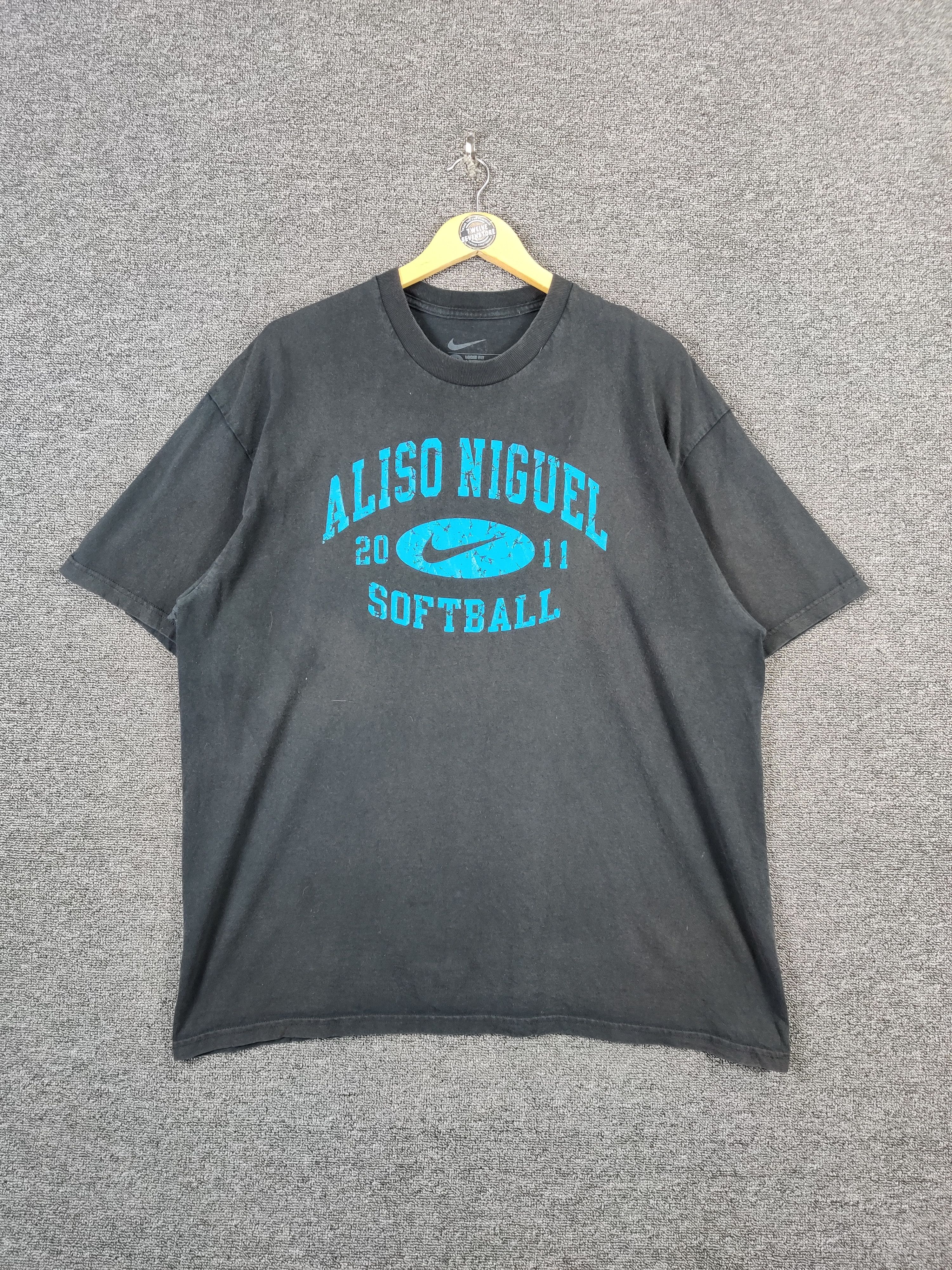 Nike Vintage Nike Alison Niguel Softball Tee Tshirt Size US XL / EU 56 / 4 - 1 Thumbnail