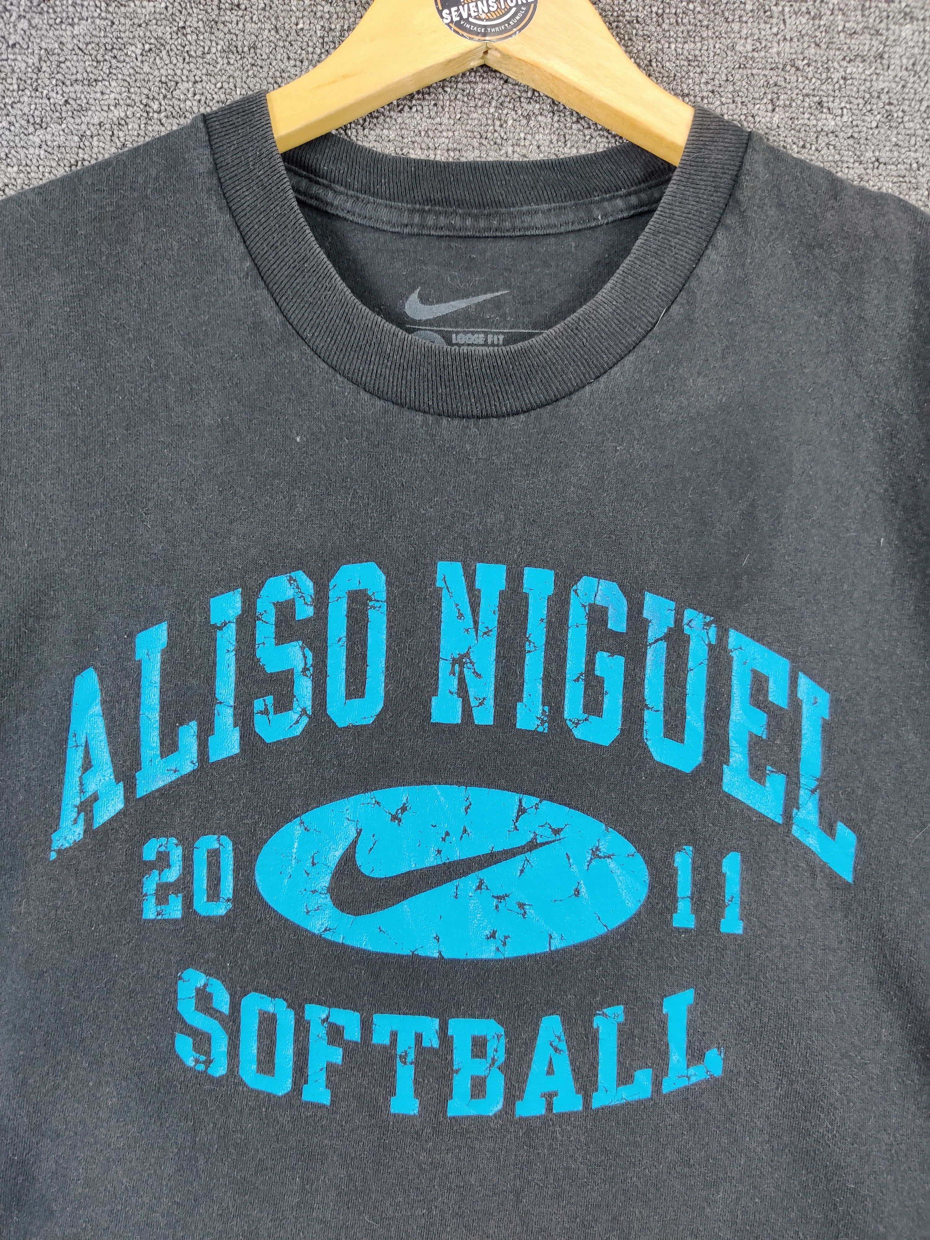 Nike Vintage Nike Alison Niguel Softball Tee Tshirt Size US XL / EU 56 / 4 - 5 Thumbnail