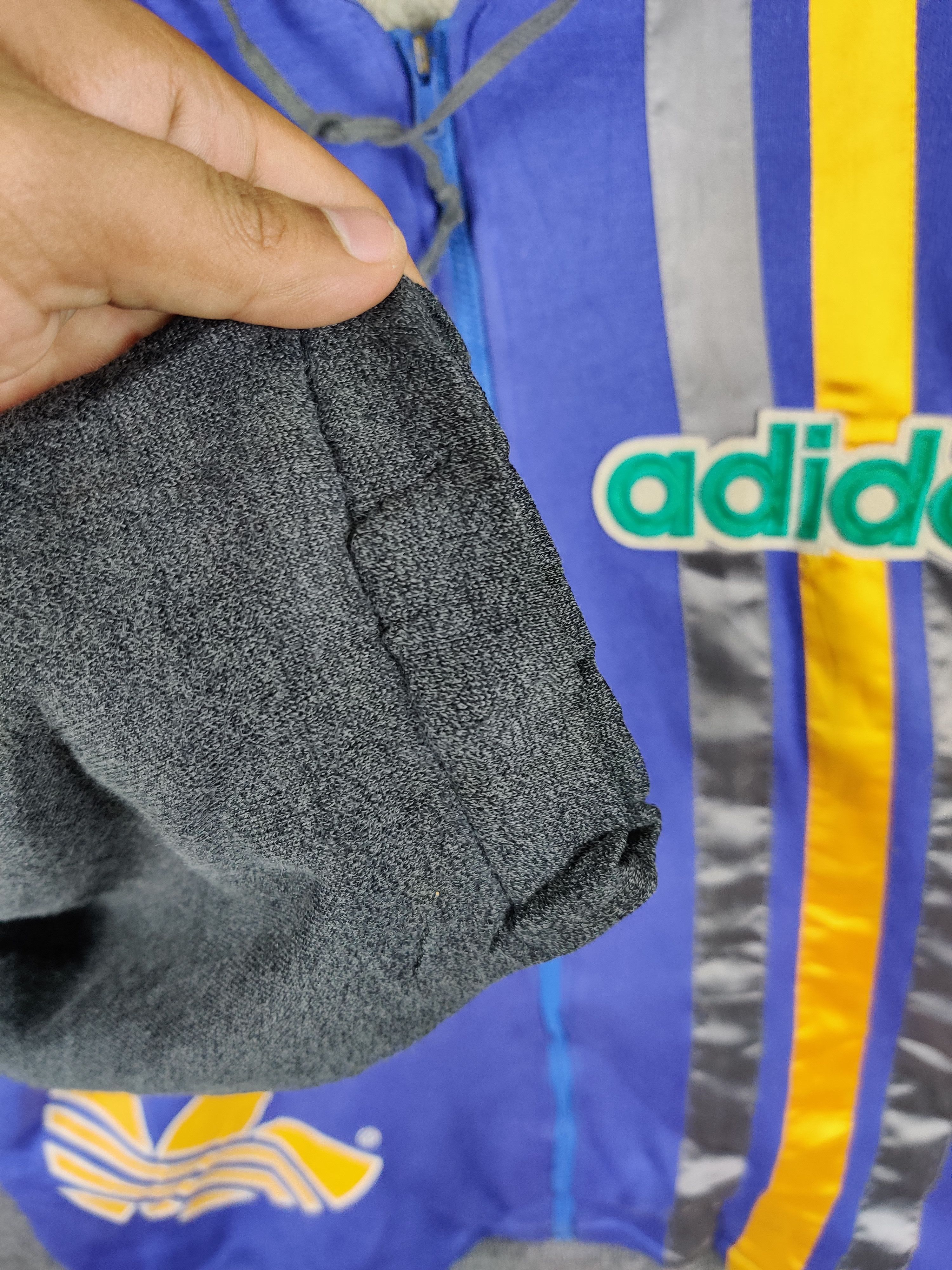 Adidas Vintage 90s Adidas Trefoil Sherpa Big Logo Jacket Size US XXL / EU 58 / 5 - 7 Thumbnail