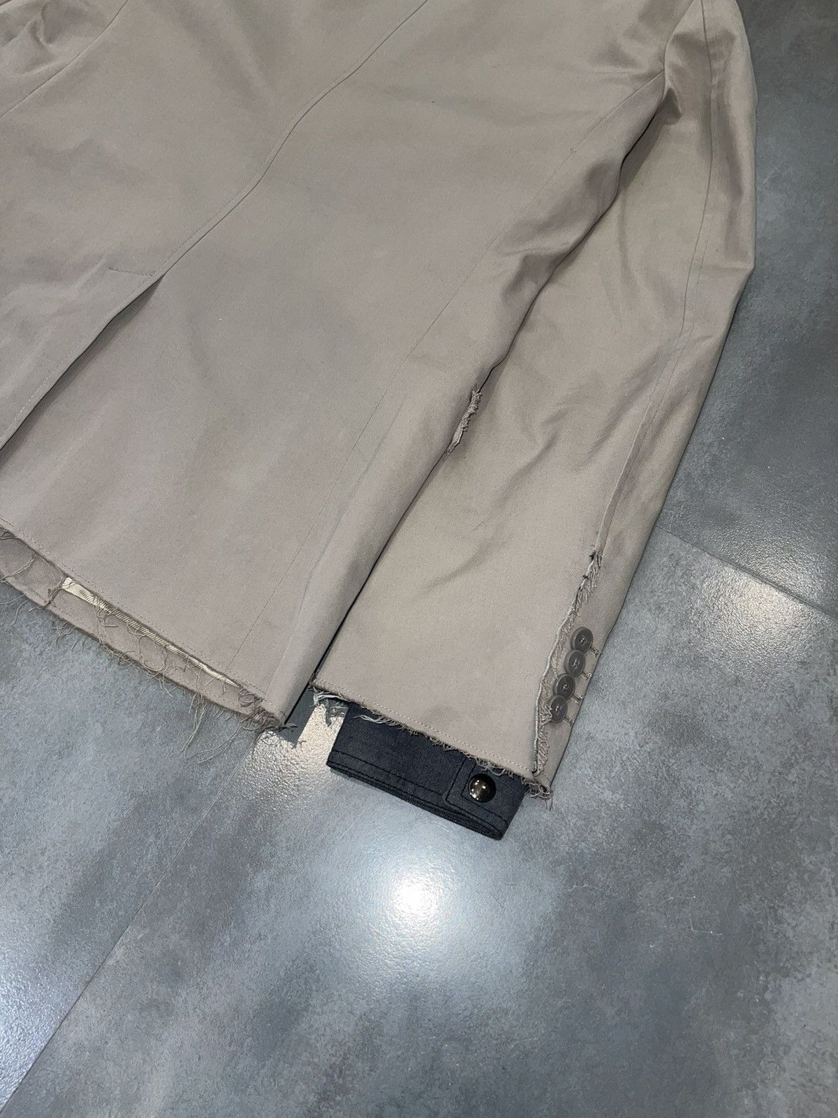 Dolce & Gabbana Dolce & Gabbana Distressed Denim Beige Blazer Jacket Size US M / EU 48-50 / 2 - 10 Thumbnail