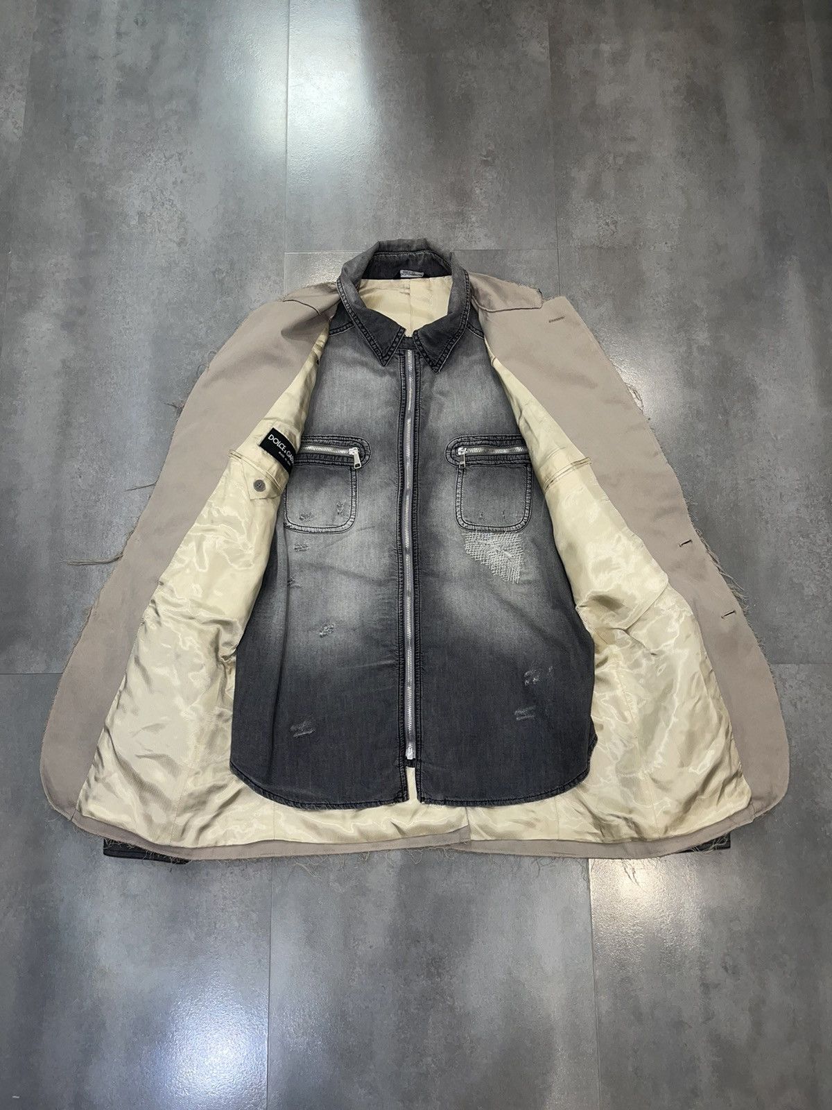 Dolce & Gabbana Dolce & Gabbana Distressed Denim Beige Blazer Jacket Size US M / EU 48-50 / 2 - 15 Thumbnail